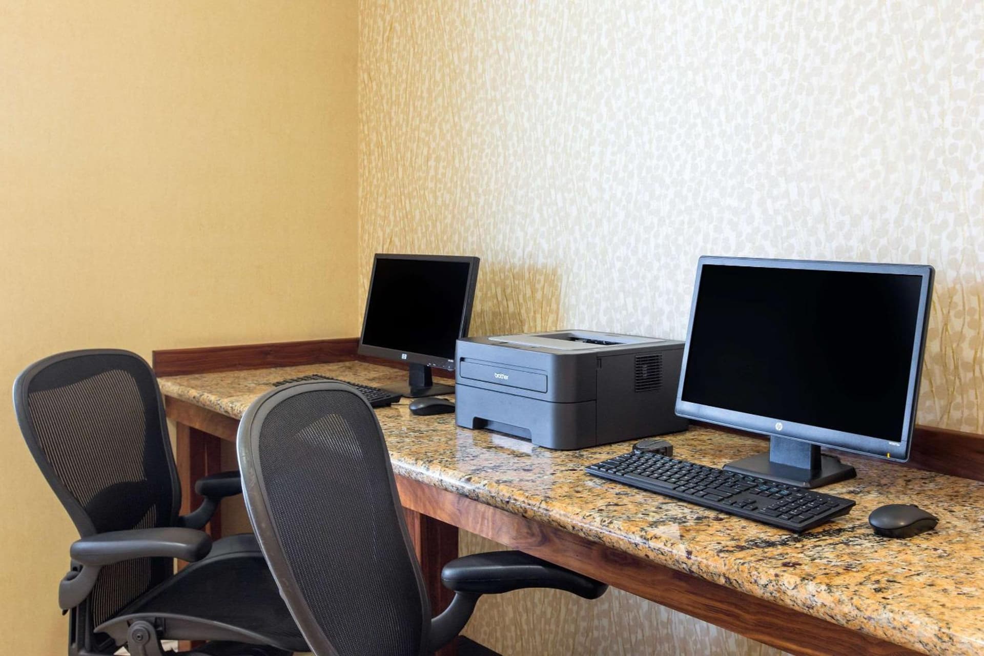 The Oaks Hotel & Suites gallery photo in Paso Robles — image 49