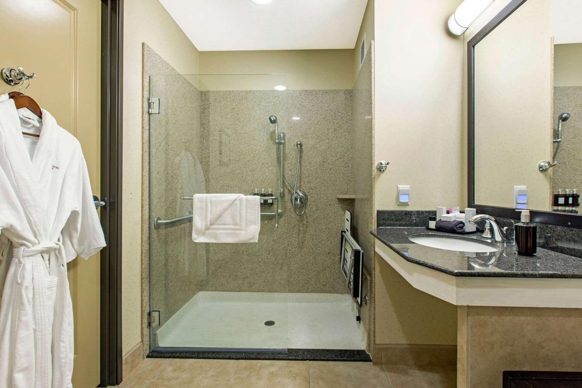The Oaks Hotel & Suites gallery photo in Paso Robles — image 51