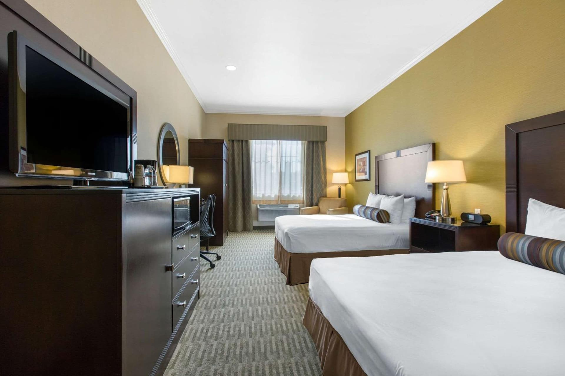 The Oaks Hotel & Suites gallery photo in Paso Robles — image 38