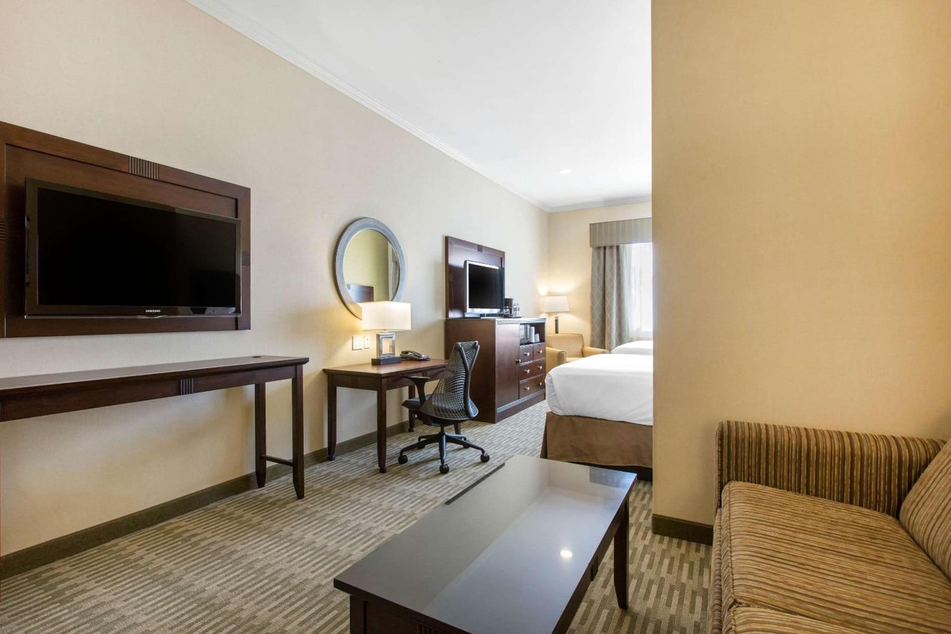 The Oaks Hotel & Suites gallery photo in Paso Robles — image 23