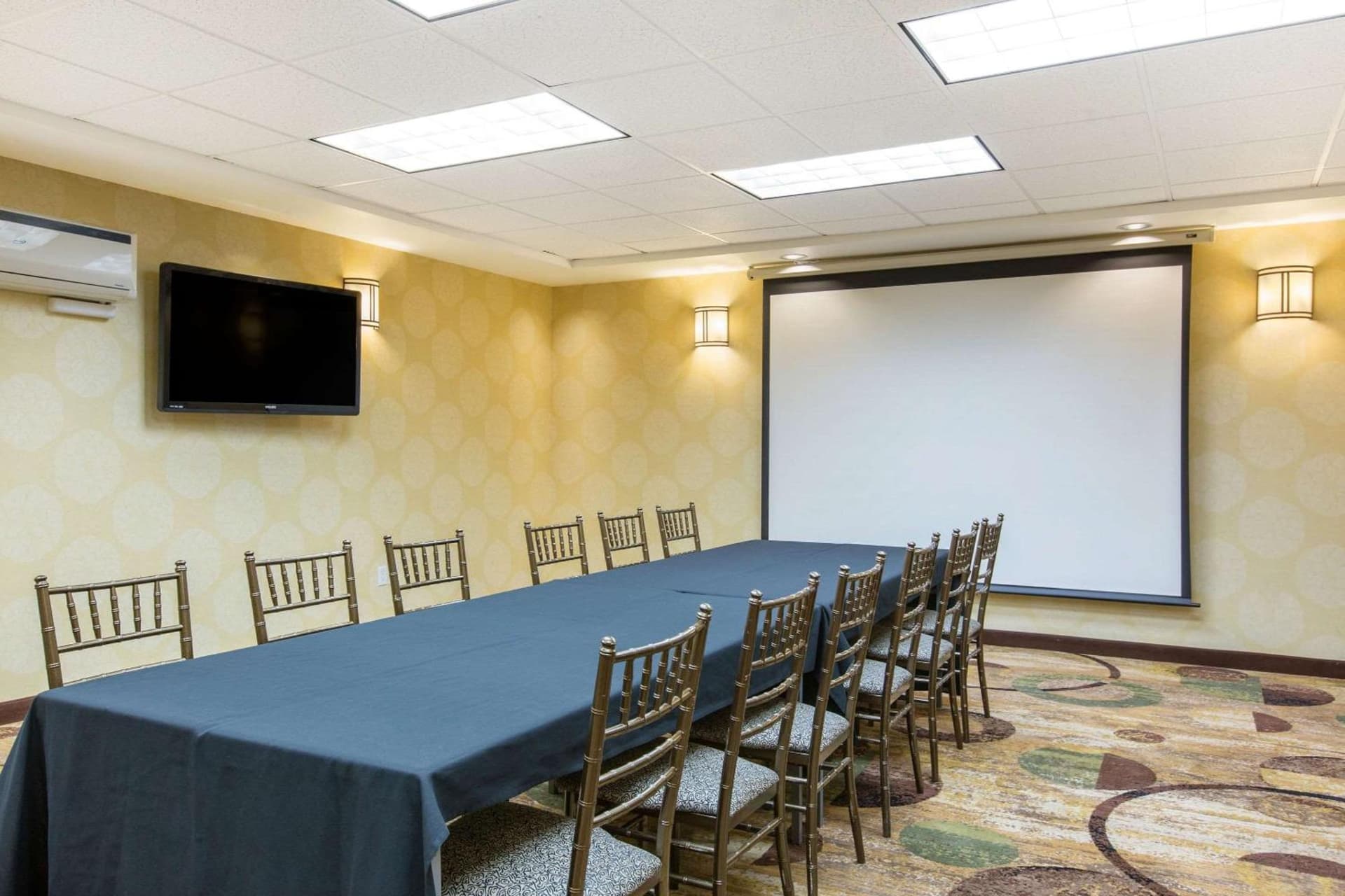 The Oaks Hotel & Suites gallery photo in Paso Robles — image 43