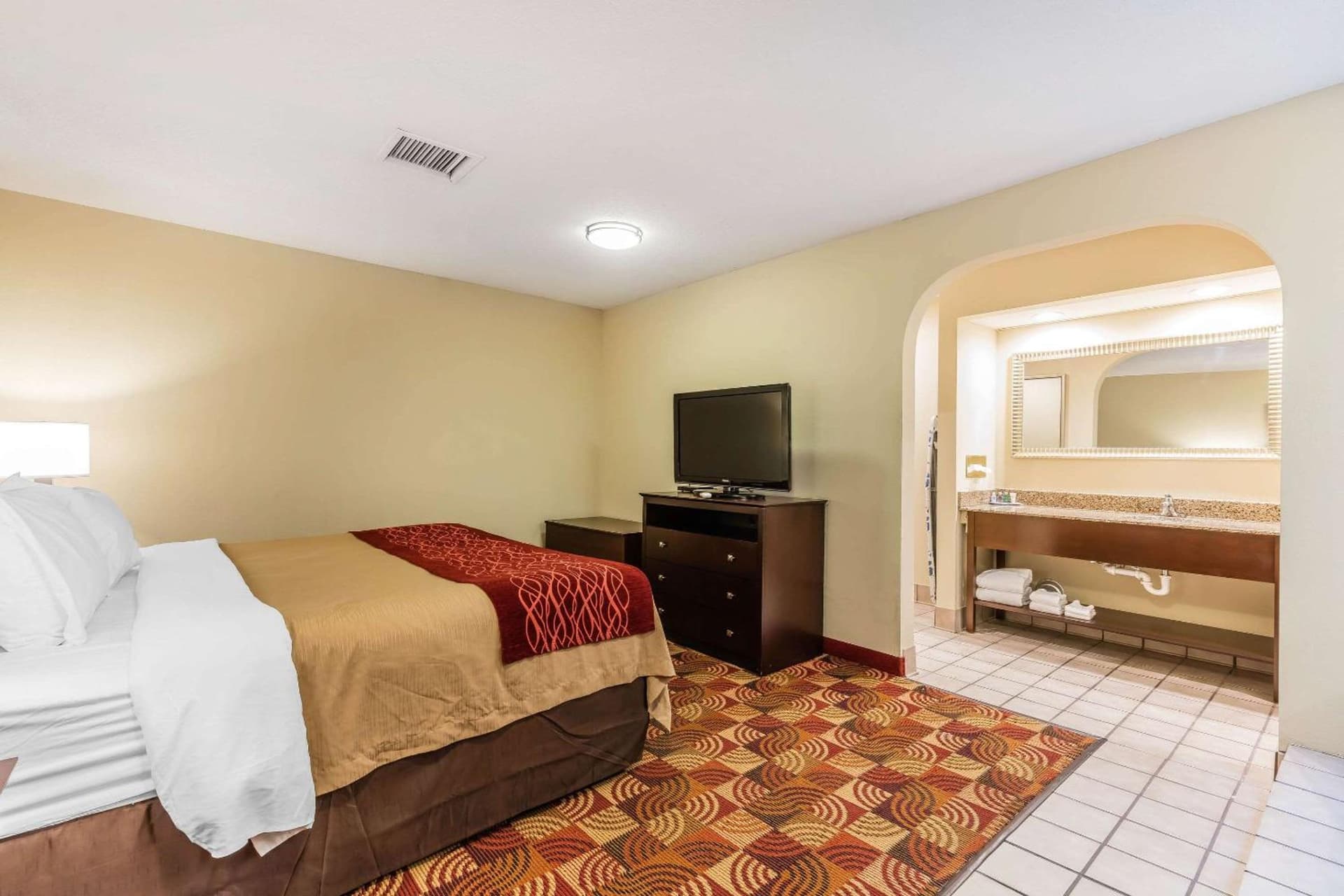Comfort Inn & Suites Jasper Hwy 78 West property views in Jasper, AL — gallery photo 3