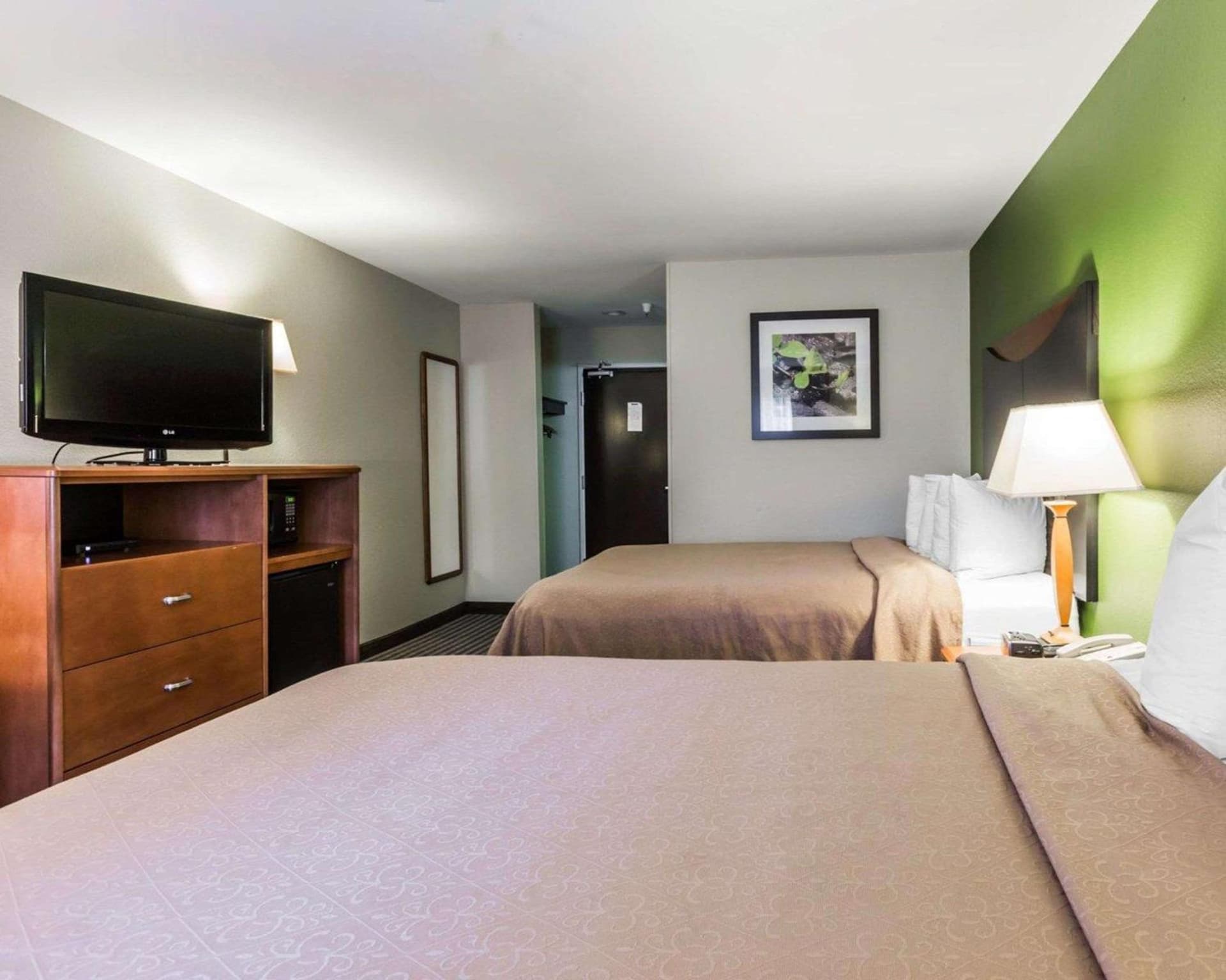 Quality Inn & Suites Birmingham - Highway 280 gallery photo in Birmingham, AL — image 4