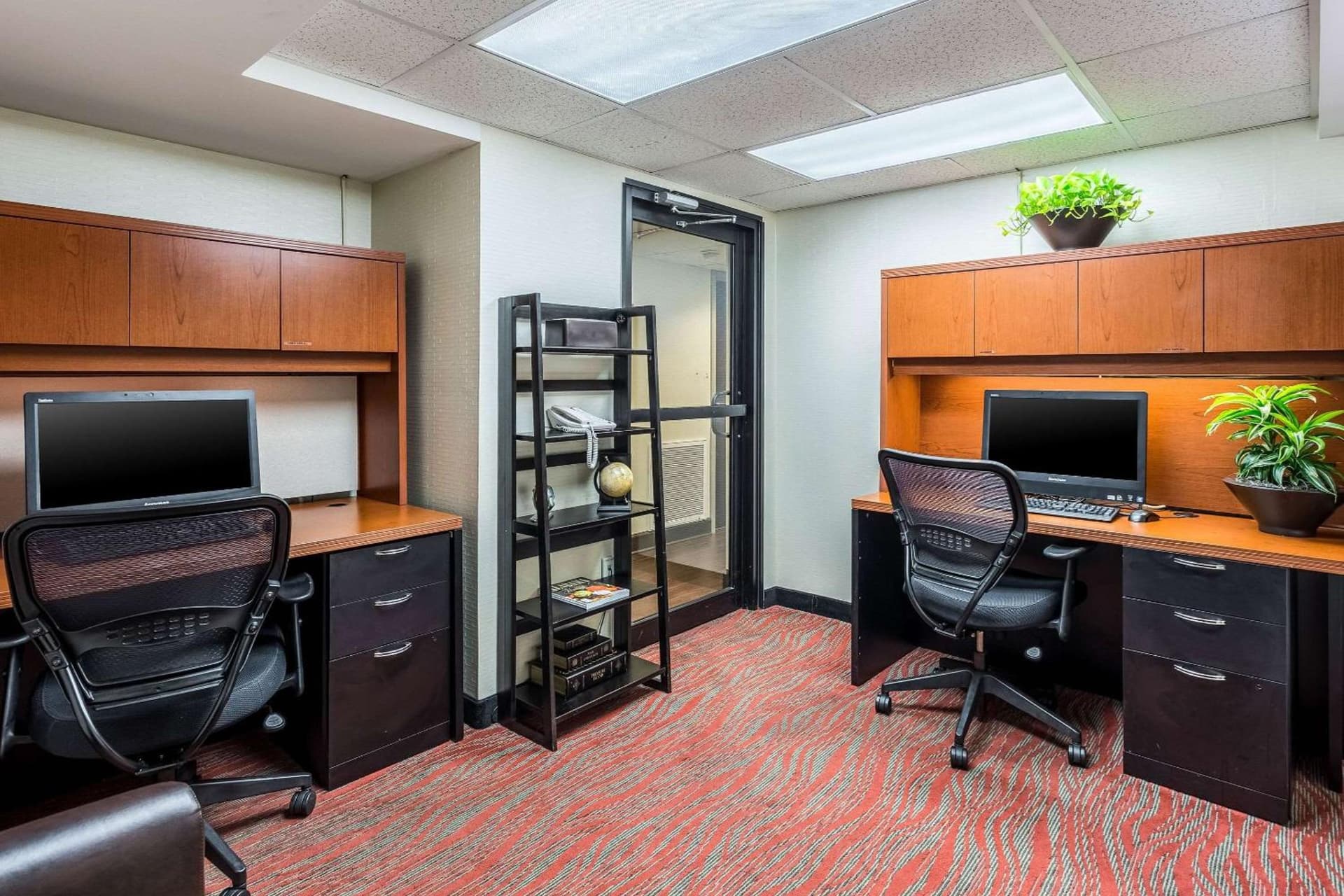 Clarion Pointe Huntsville Research Park gallery photo in Huntsville, AL — image 39