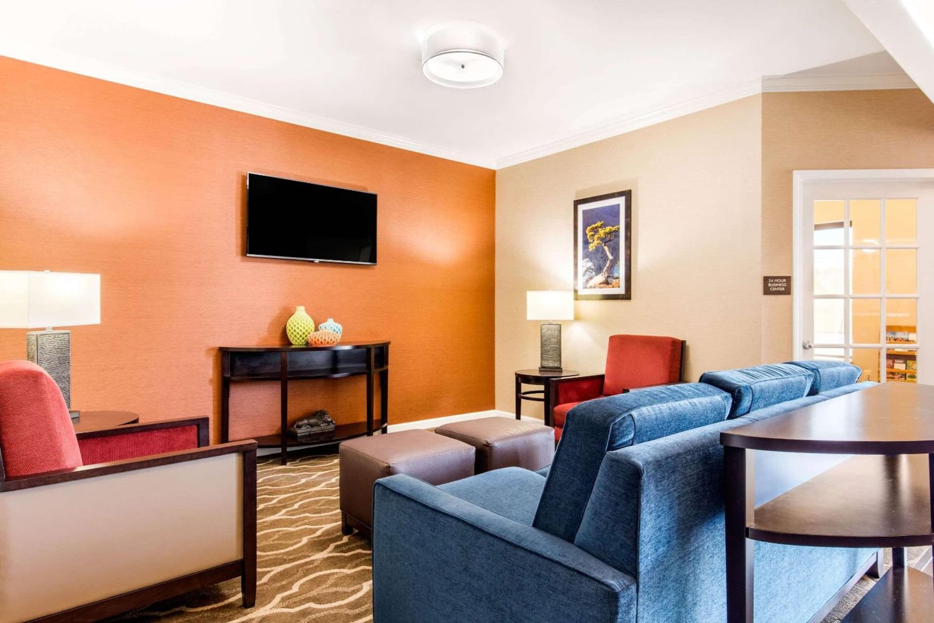 Comfort Inn & Suites Bryant - Benton interior in Bryant, AR — gallery photo 2