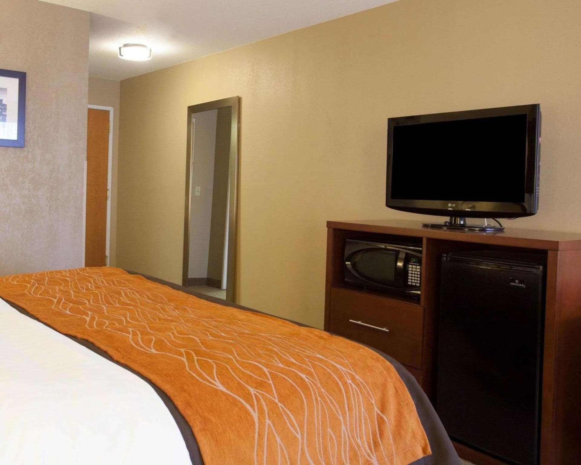 Quality Inn & Suites I-40 East property views in North Little Rock, AR — gallery photo 3
