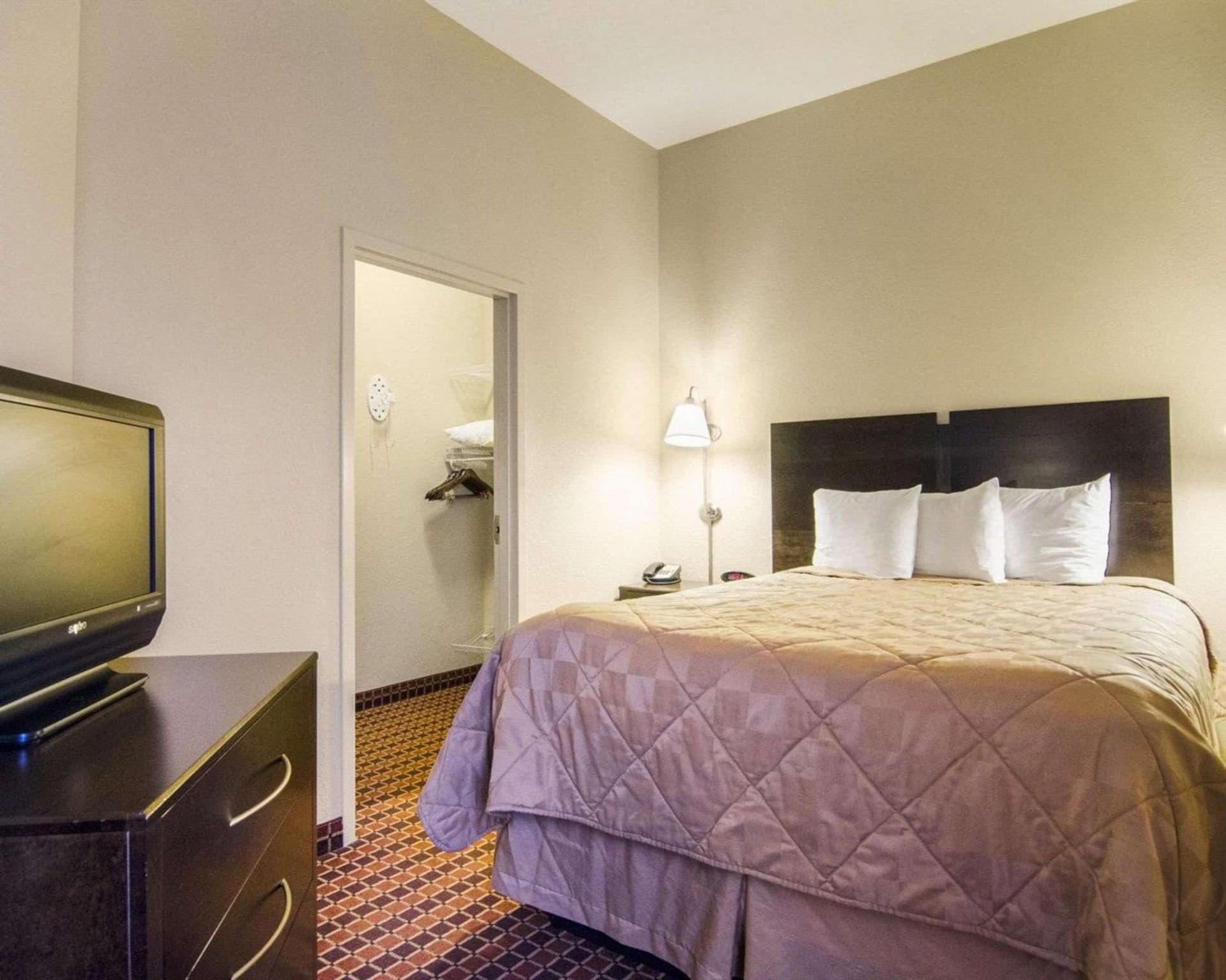 Affordable Suites of America Rogers - Bentonville gallery photo in Rogers, AR — image 14