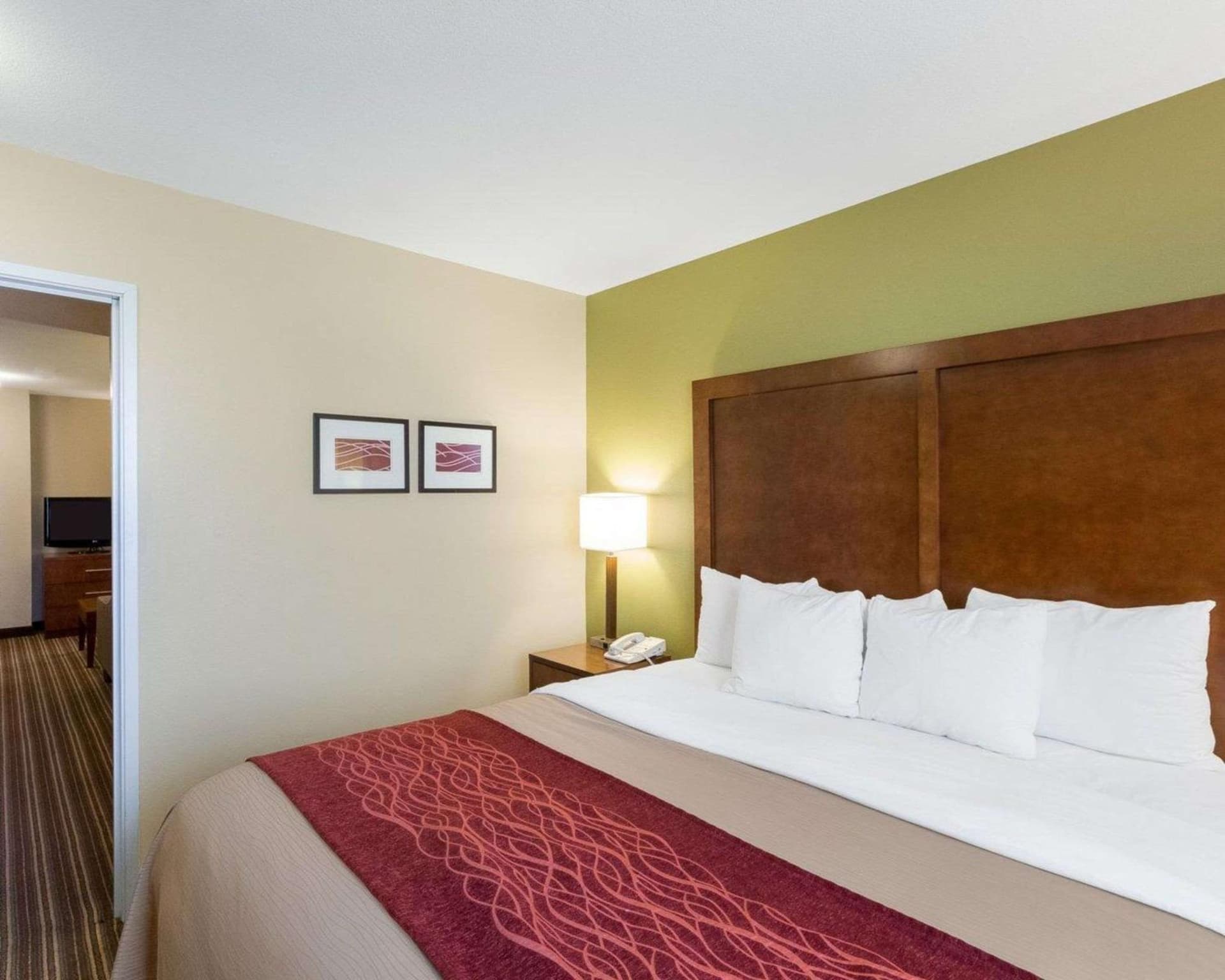 Comfort Inn & Suites Fayetteville-University Area gallery photo in Fayetteville, AR — image 31