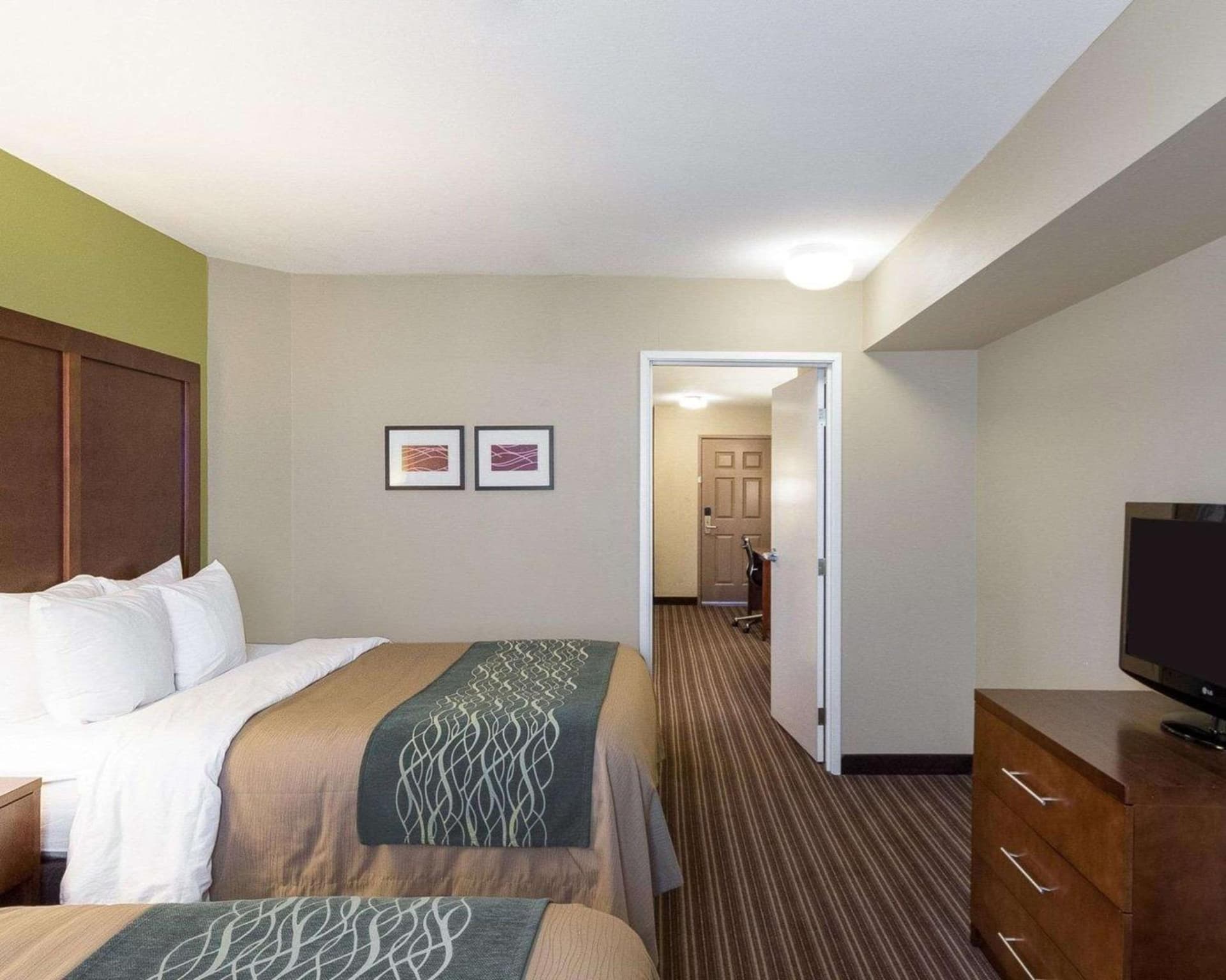Comfort Inn & Suites Fayetteville-University Area gallery photo in Fayetteville, AR — image 33