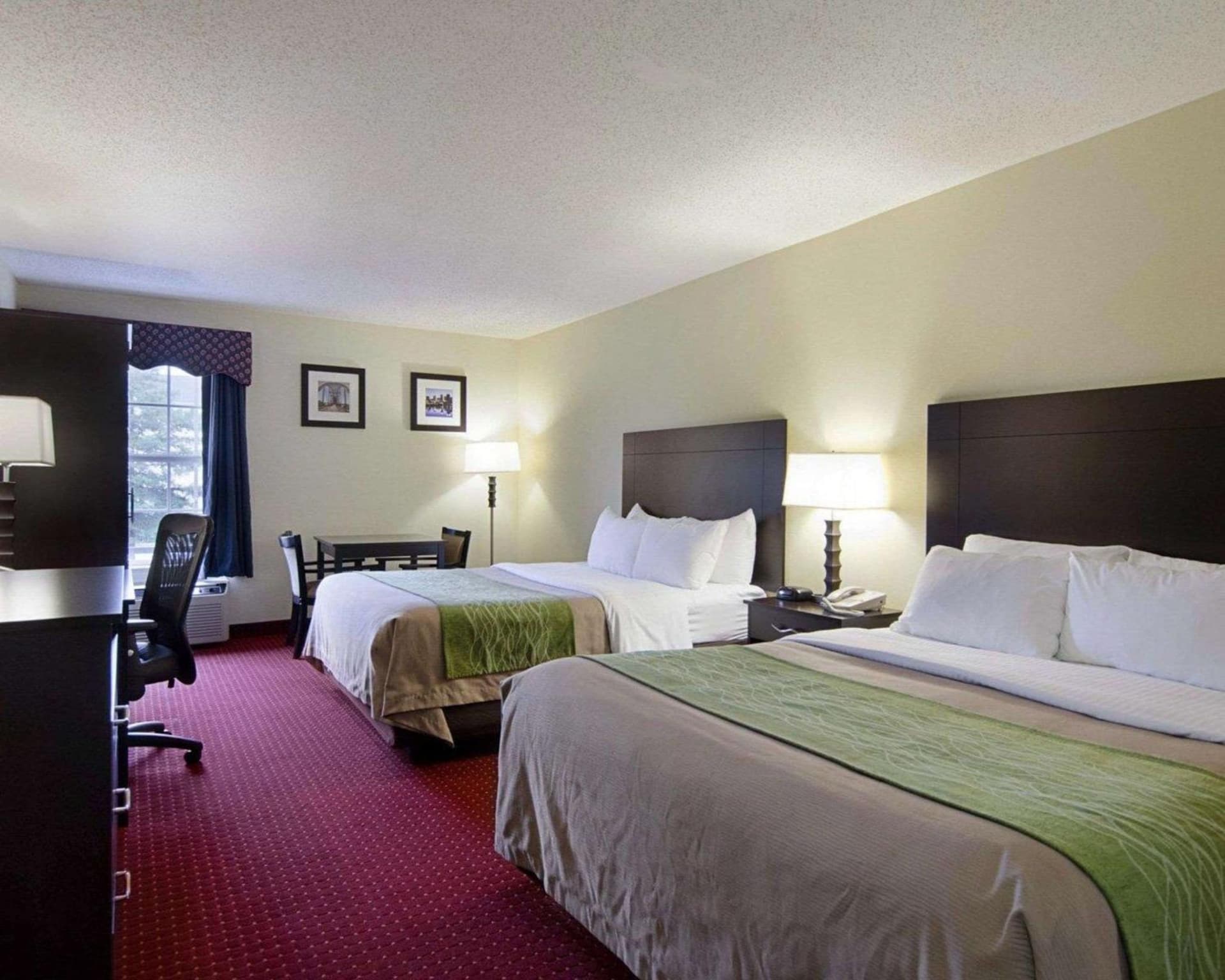 Quality Inn & Suites Little Rock West interior in Little Rock, AR — gallery photo 2