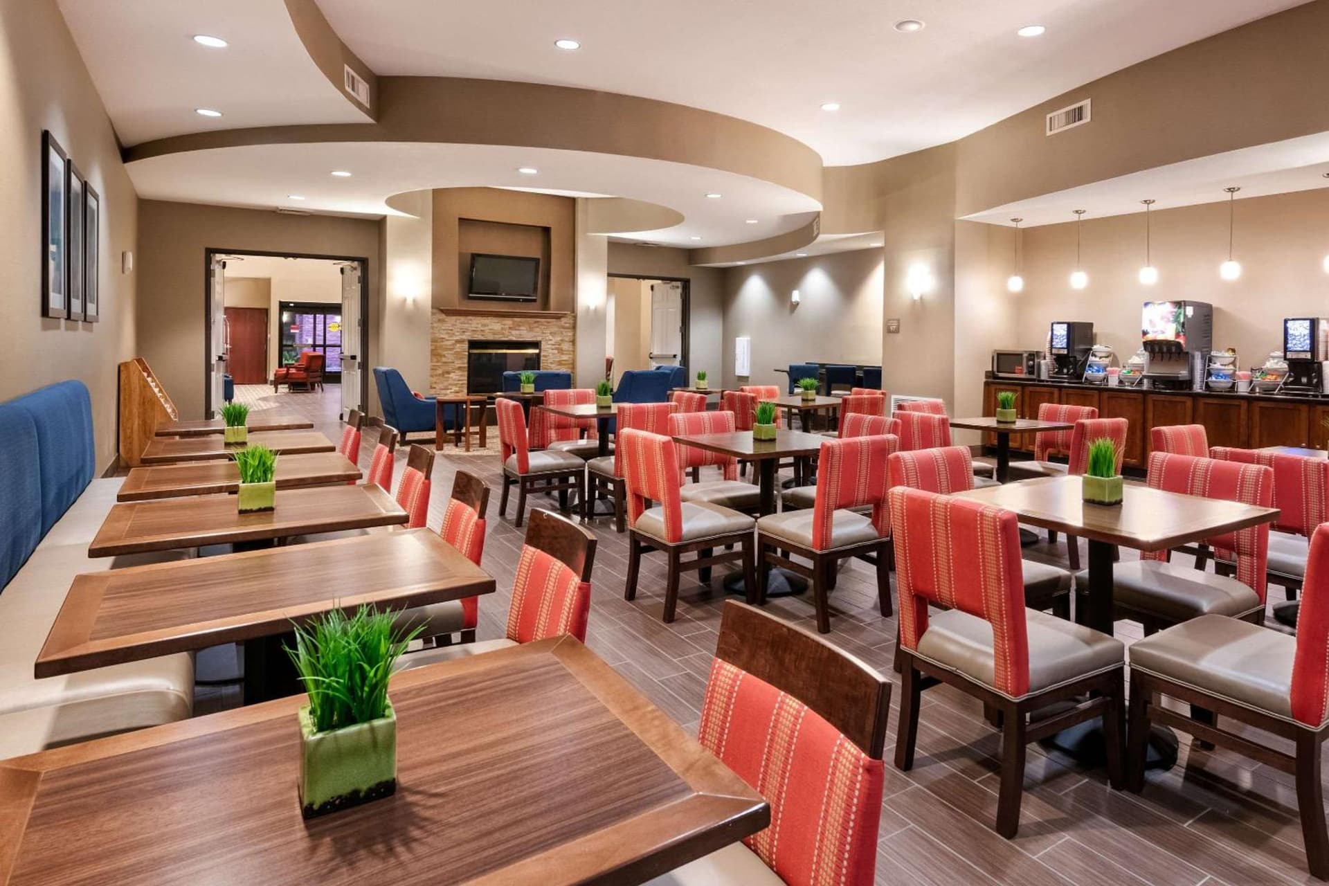 Comfort Suites Goodyear-West Phoenix gallery photo in Goodyear, AZ — image 57