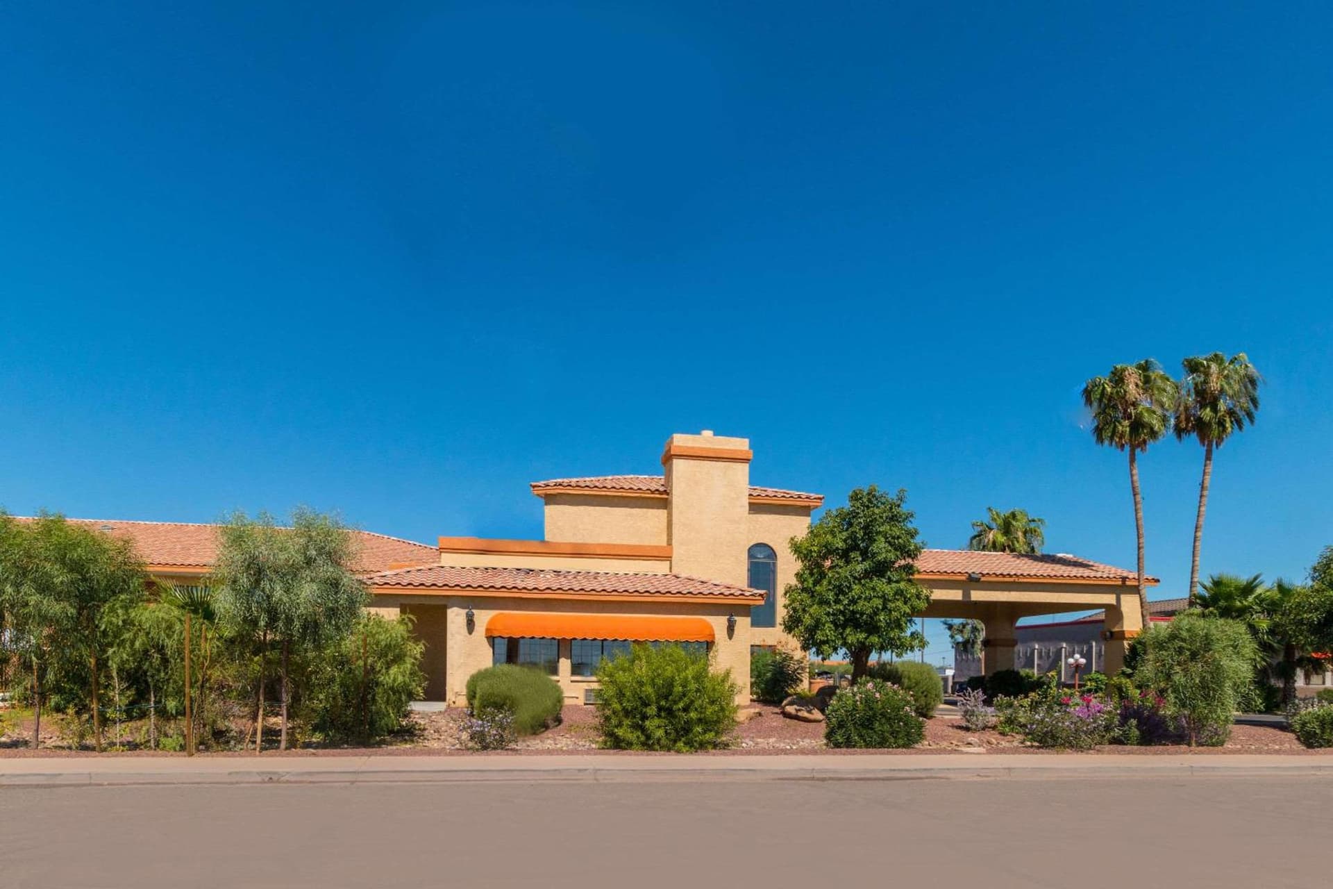 Quality Inn Casa Grande I-10 featured exterior or lobby in Casa Grande, AZ — similar hotel