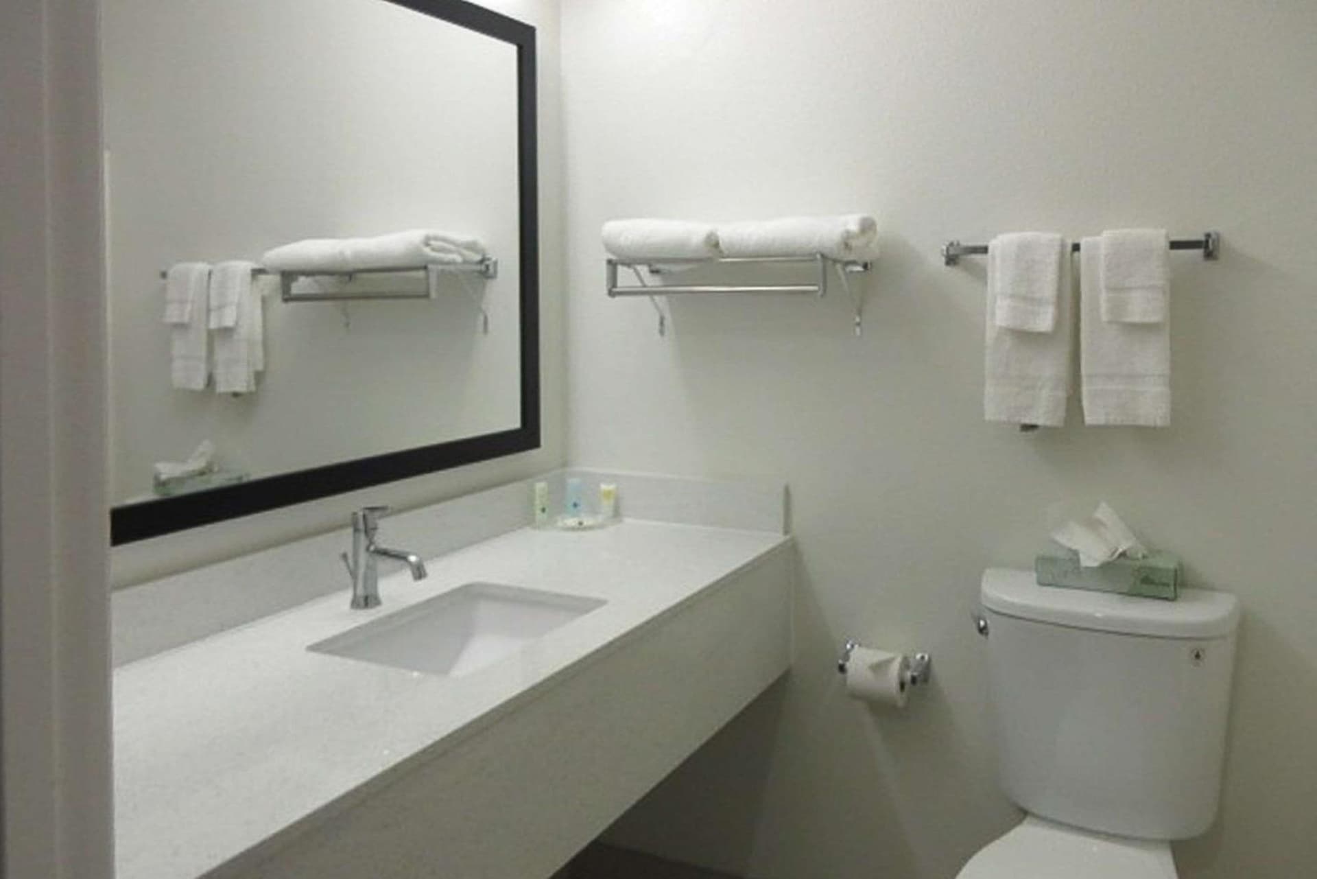 Quality Inn & Suites Fresno Northwest gallery photo in Fresno, CA — image 19
