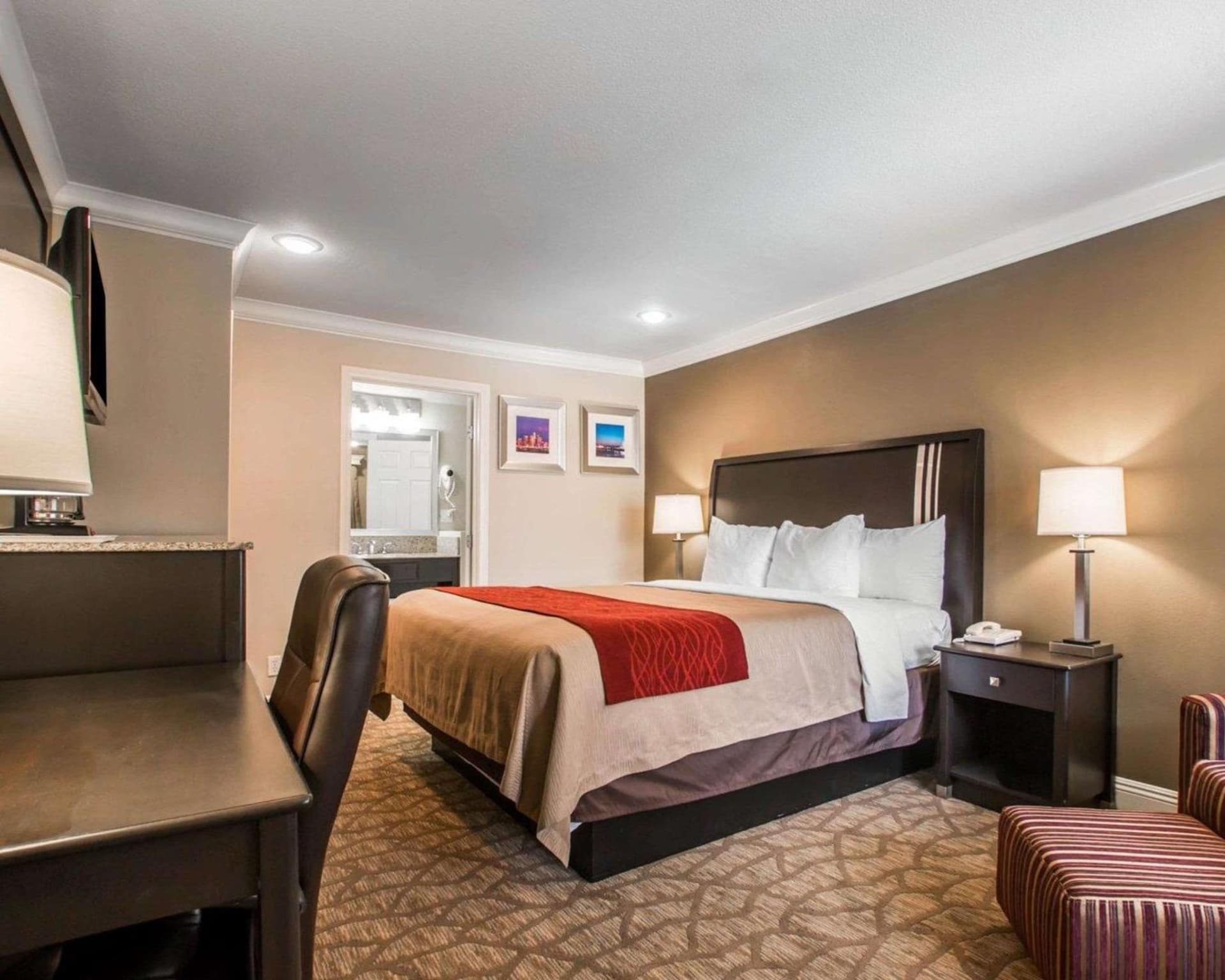 Quality Inn Downey gallery photo in Downey, CA — image 11