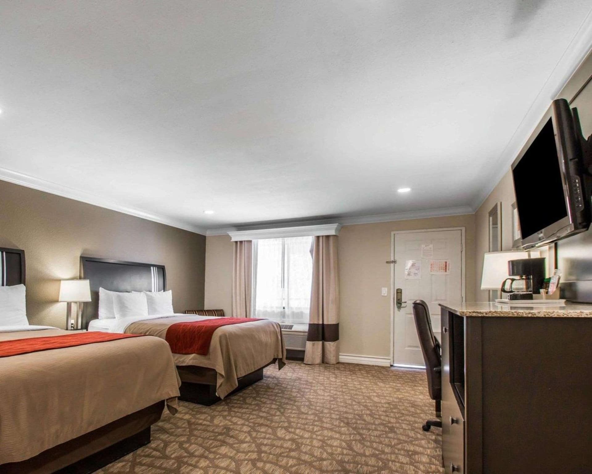 Quality Inn Downey gallery photo in Downey, CA — image 5