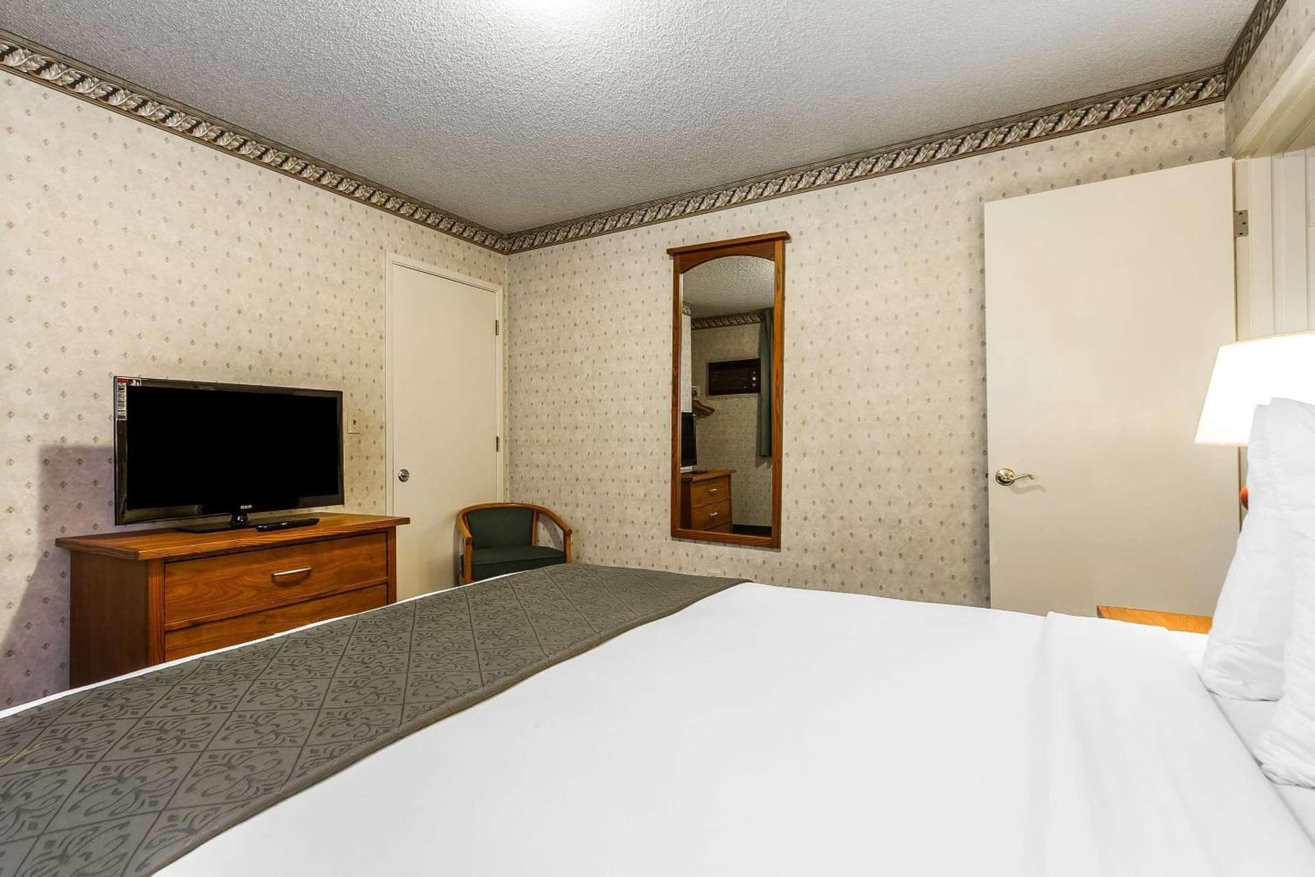 Quality Inn & Suites Silicon Valley gallery photo in Santa Clara, CA — image 50