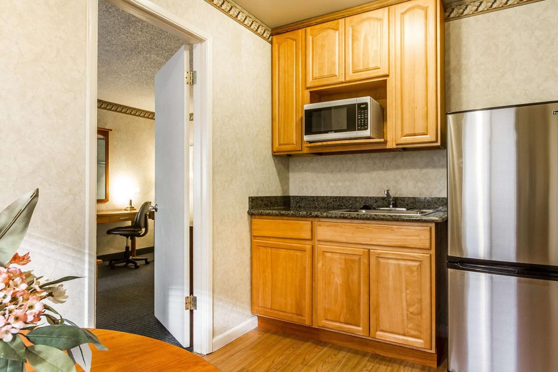 Quality Inn & Suites Silicon Valley gallery photo in Santa Clara, CA — image 39