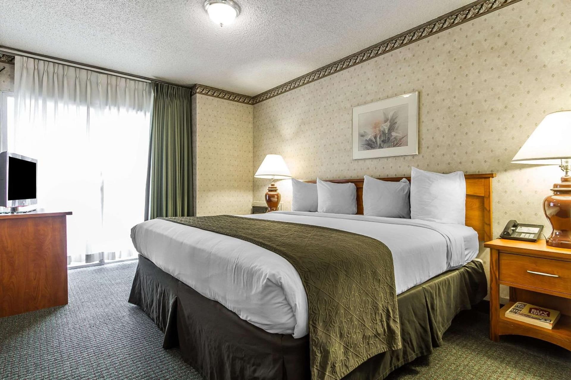 Quality Inn & Suites Silicon Valley gallery photo in Santa Clara, CA — image 6