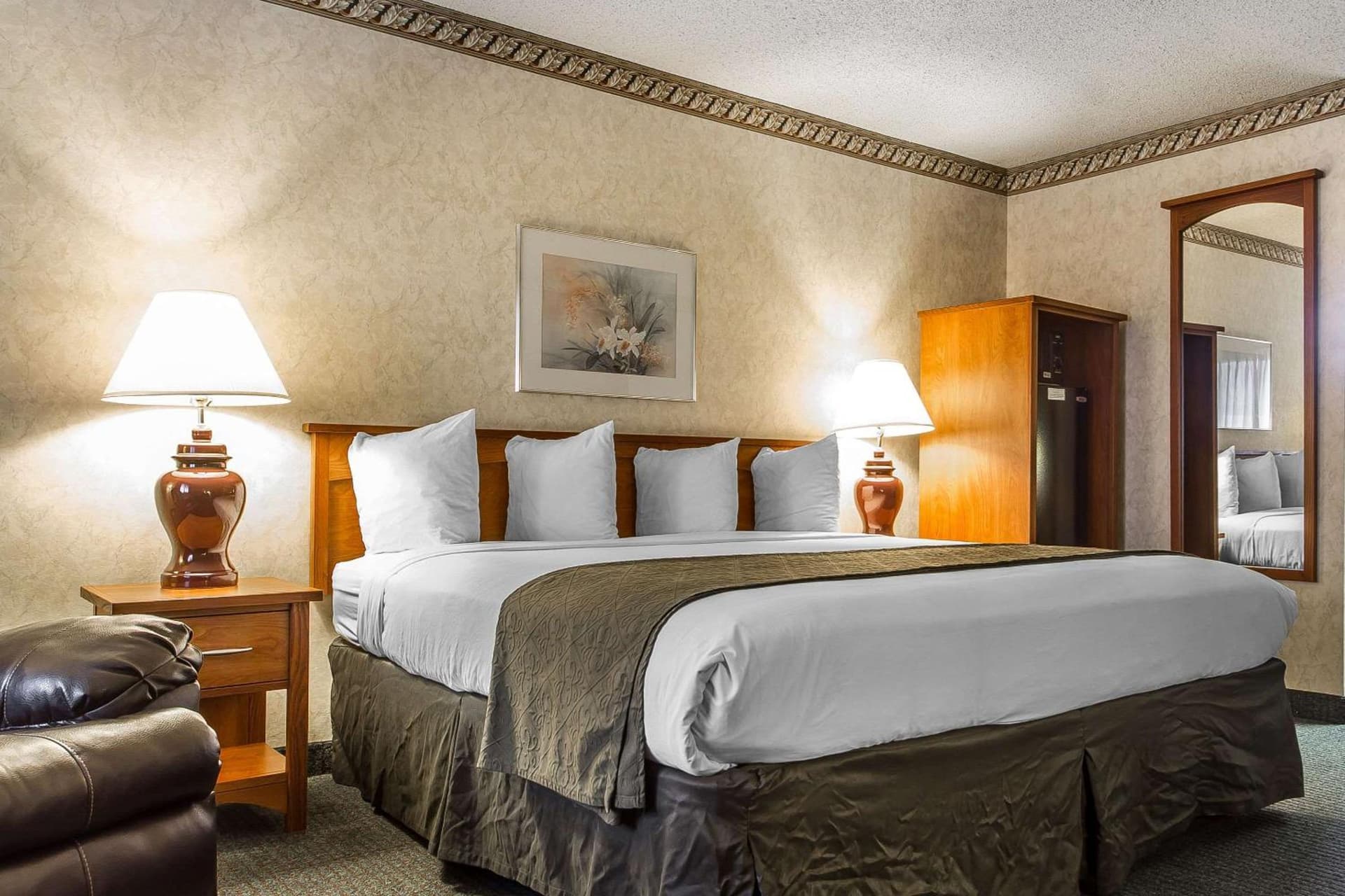 Quality Inn & Suites Silicon Valley gallery photo in Santa Clara, CA — image 35