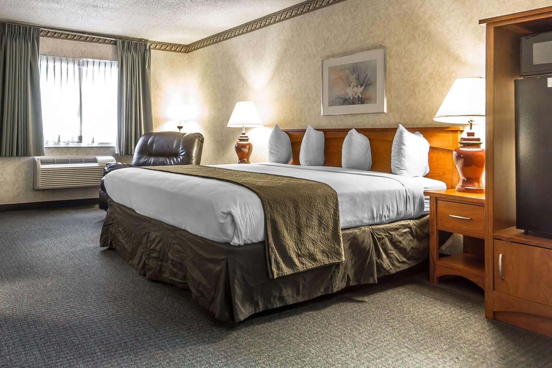 Quality Inn & Suites Silicon Valley gallery photo in Santa Clara, CA — image 28