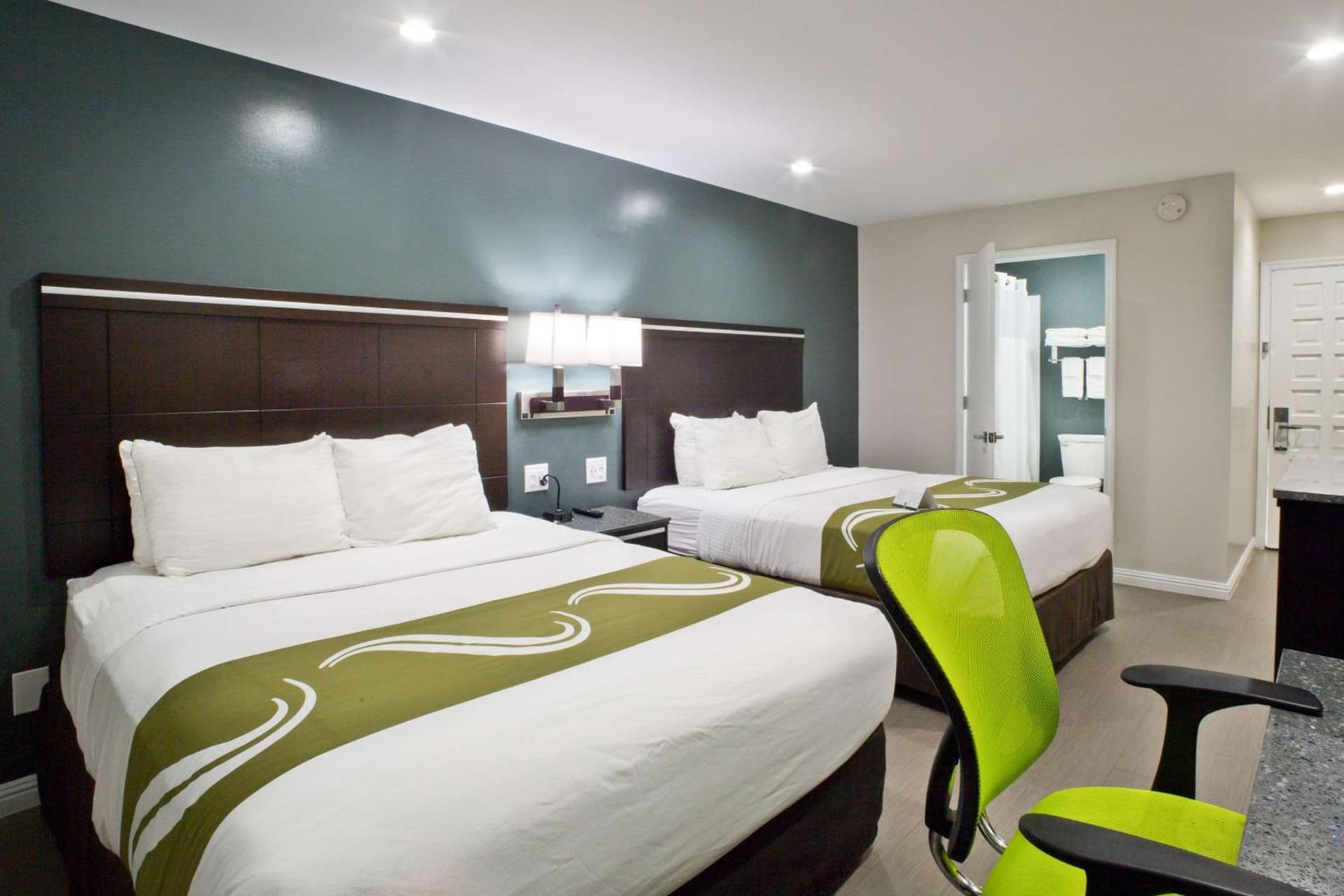 Bay Area Inn & Suites gallery photo in Hayward, CA — image 32