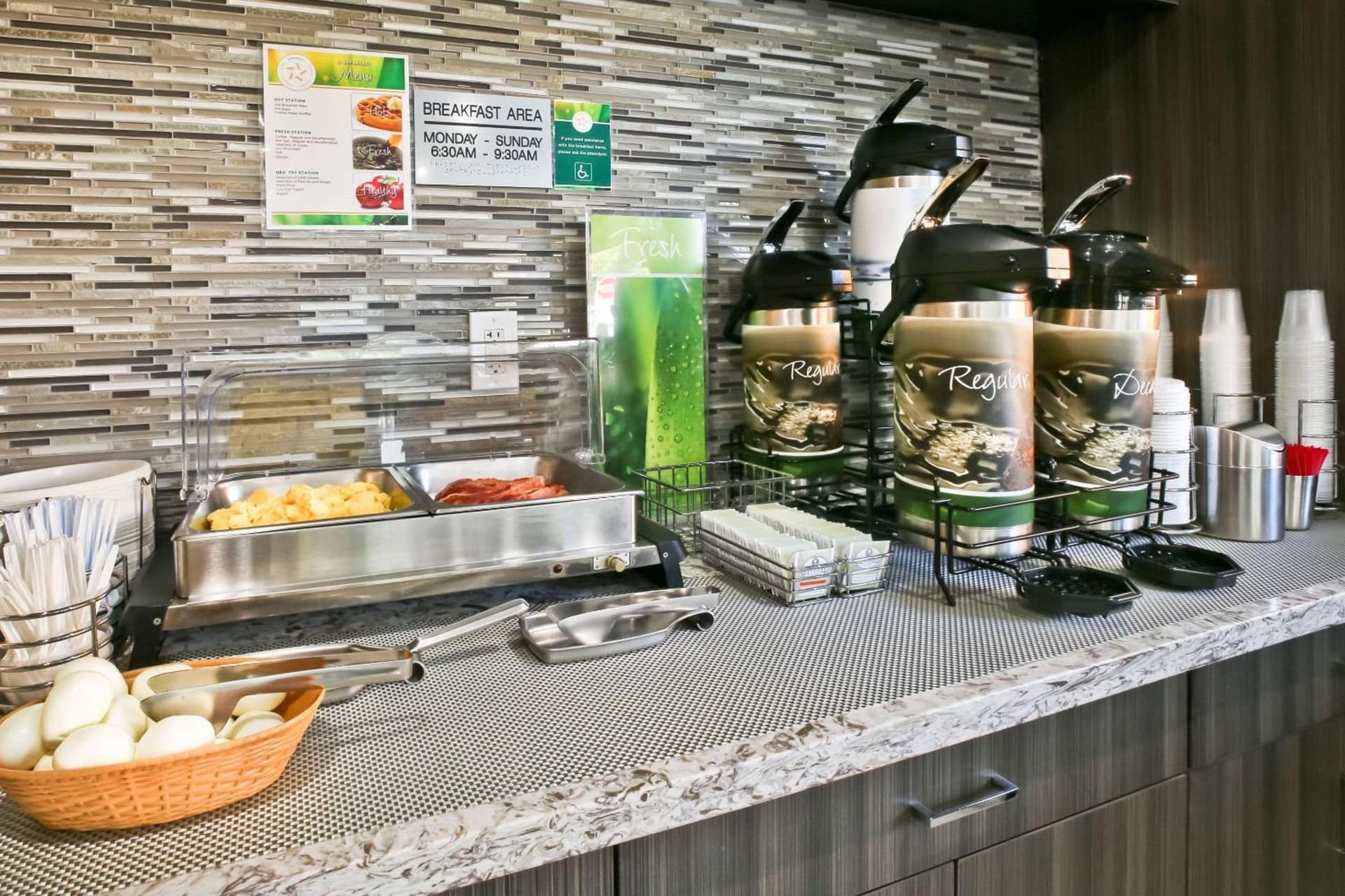 Bay Area Inn & Suites gallery photo in Hayward, CA — image 4