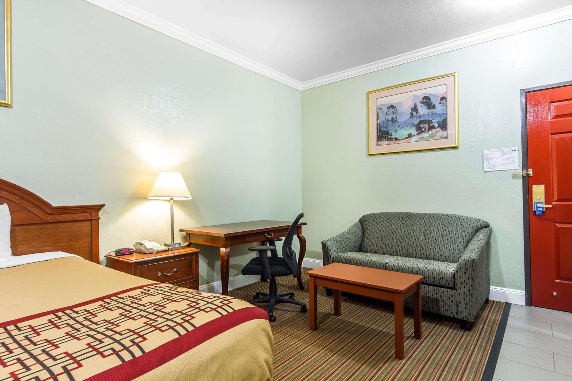 Rodeway Inn & Suites Hayward - Oakland South gallery photo in Hayward, CA — image 15