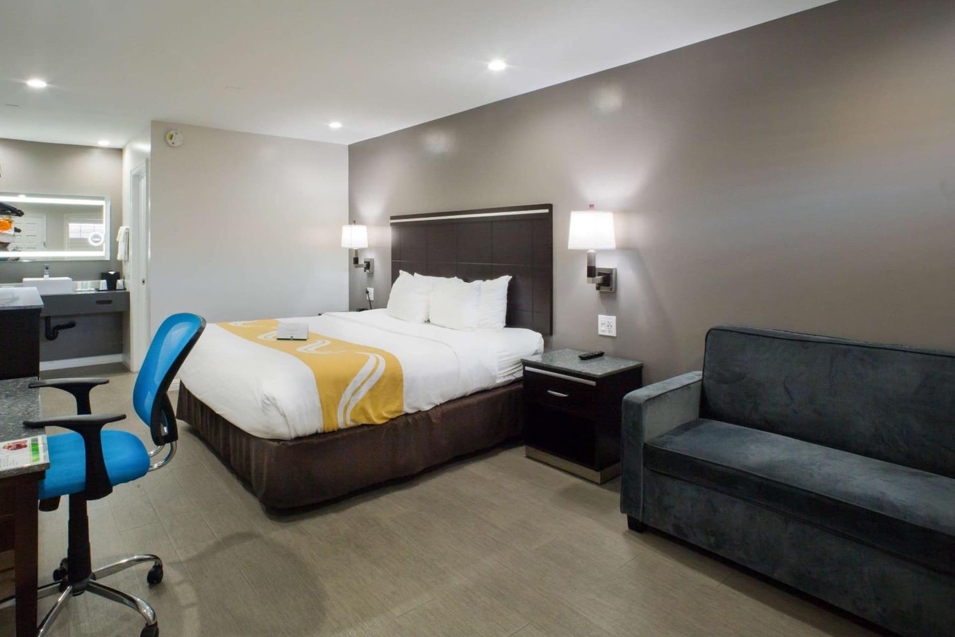 Bay Area Inn & Suites gallery photo in Hayward, CA — image 8