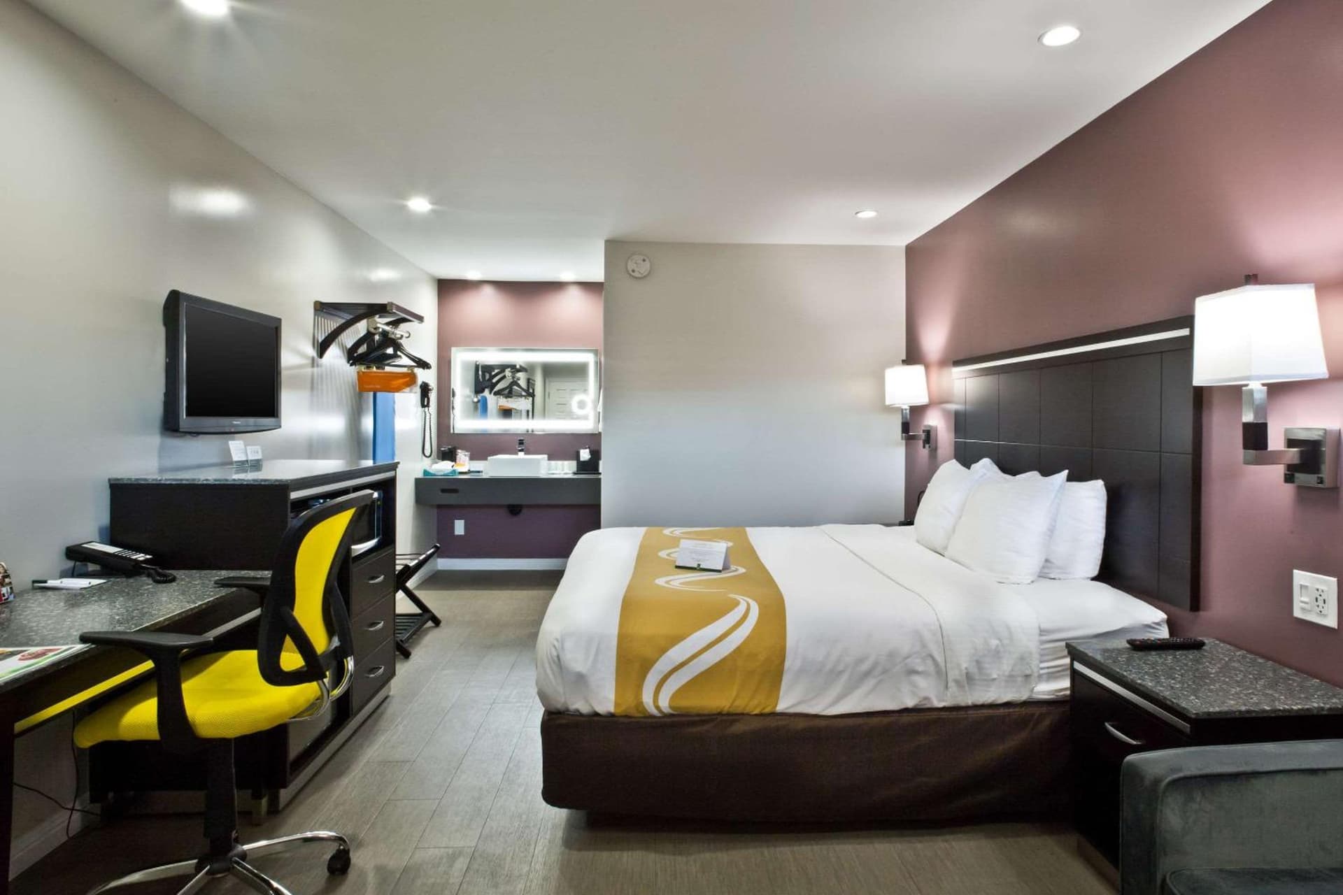 Bay Area Inn & Suites gallery photo in Hayward, CA — image 12