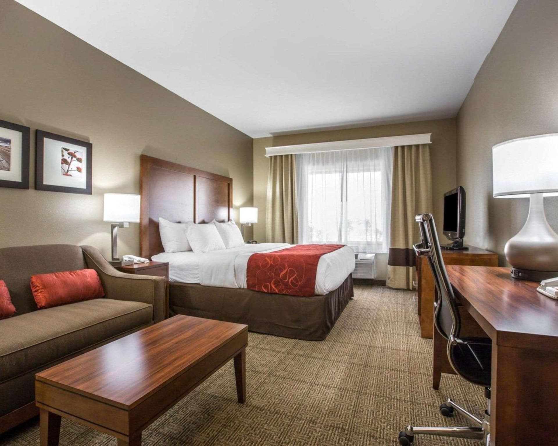 Comfort Suites Victorville-Hesperia gallery photo in Victorville, CA — image 26