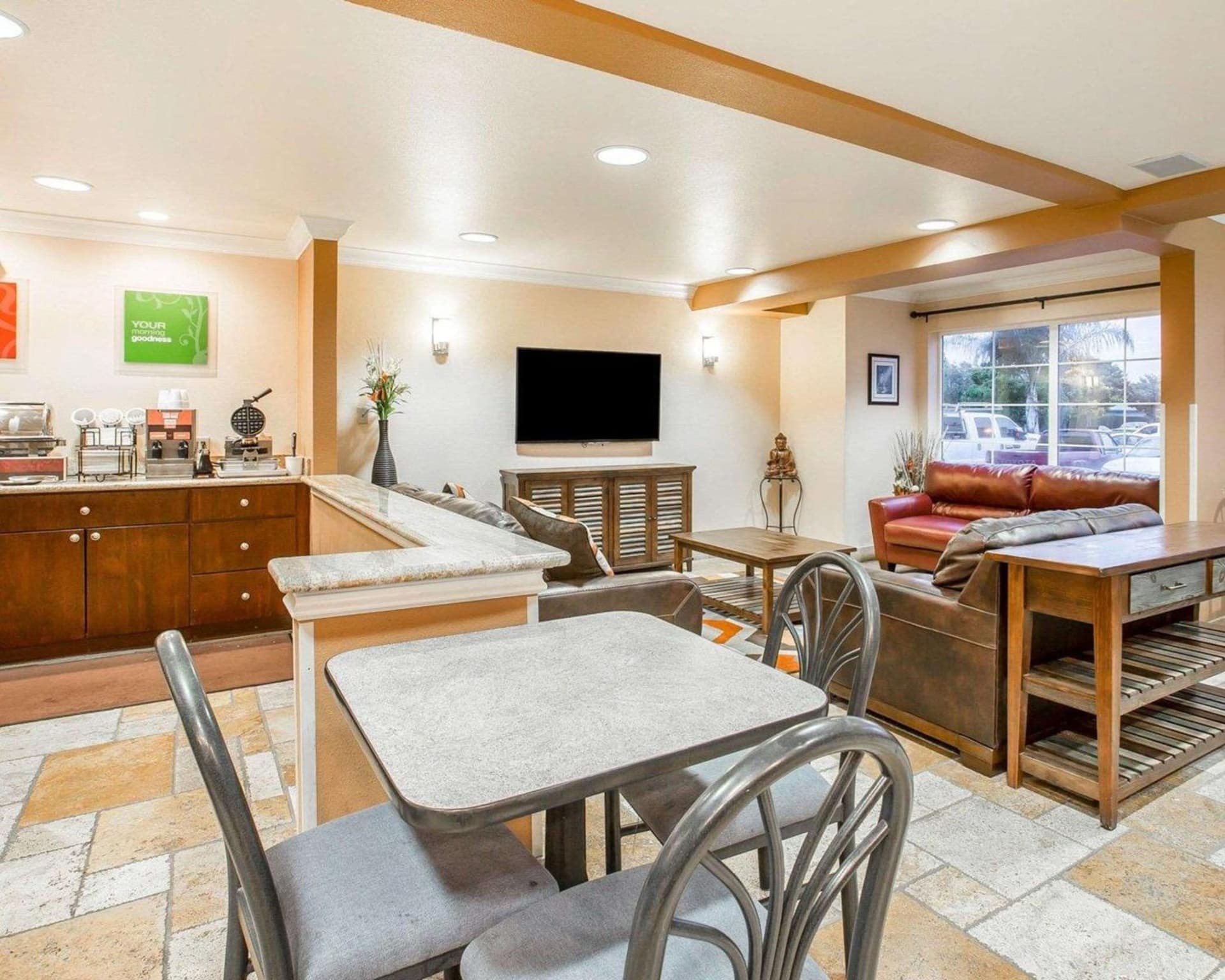 Comfort Inn & Suites Salinas City Center Area gallery photo in Salinas, CA — image 13