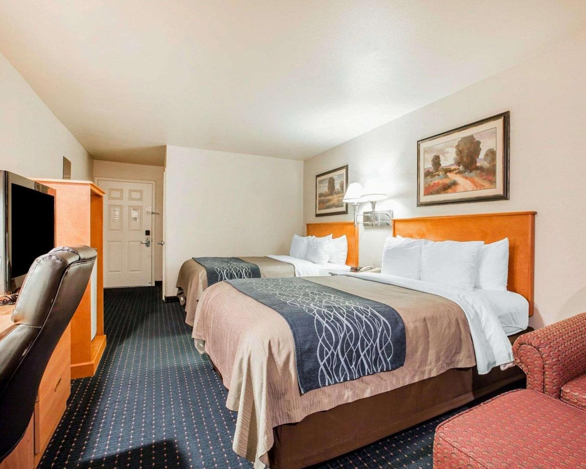 Comfort Inn & Suites Salinas City Center Area gallery photo in Salinas, CA — image 12