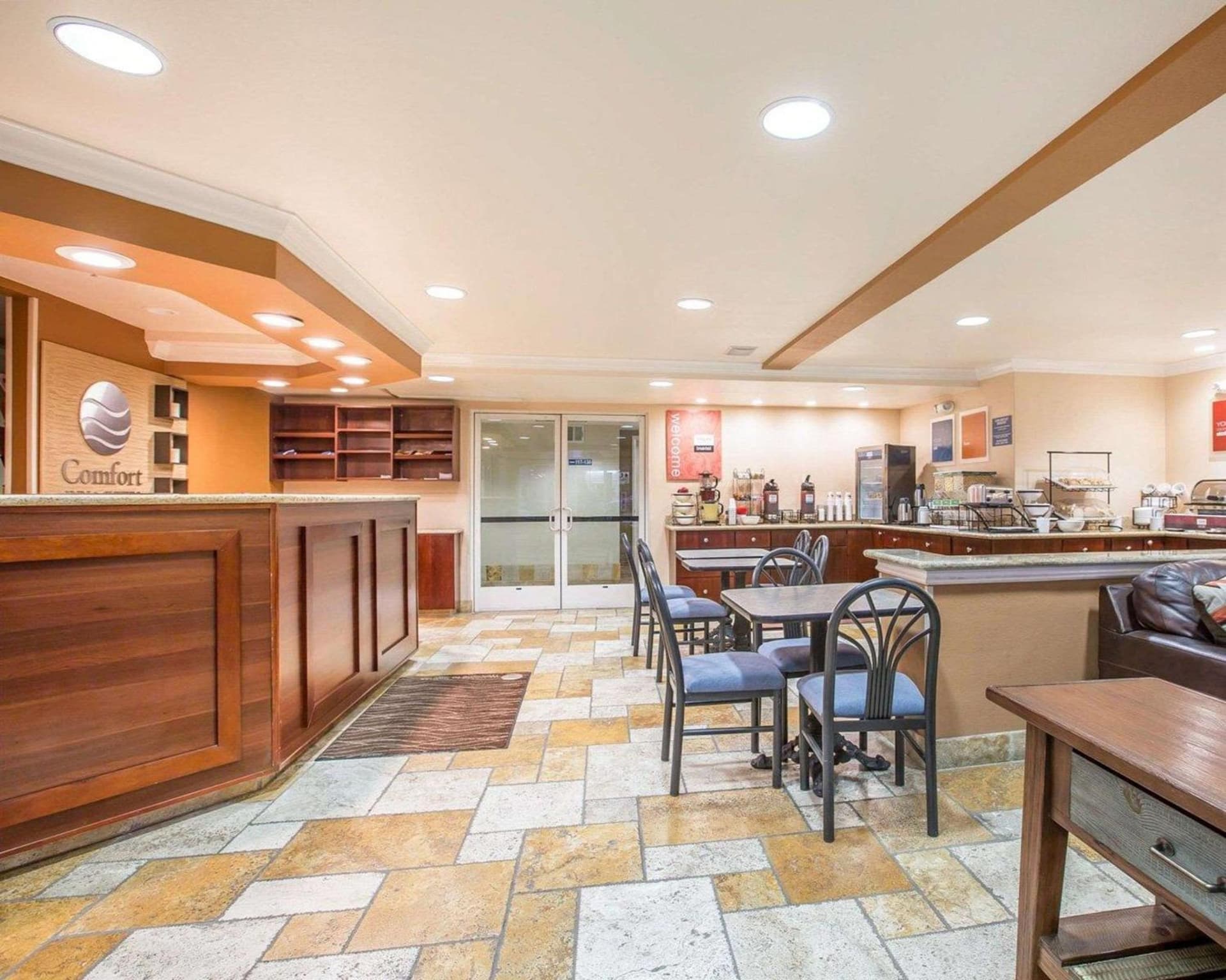 Comfort Inn & Suites Salinas City Center Area gallery photo in Salinas, CA — image 19