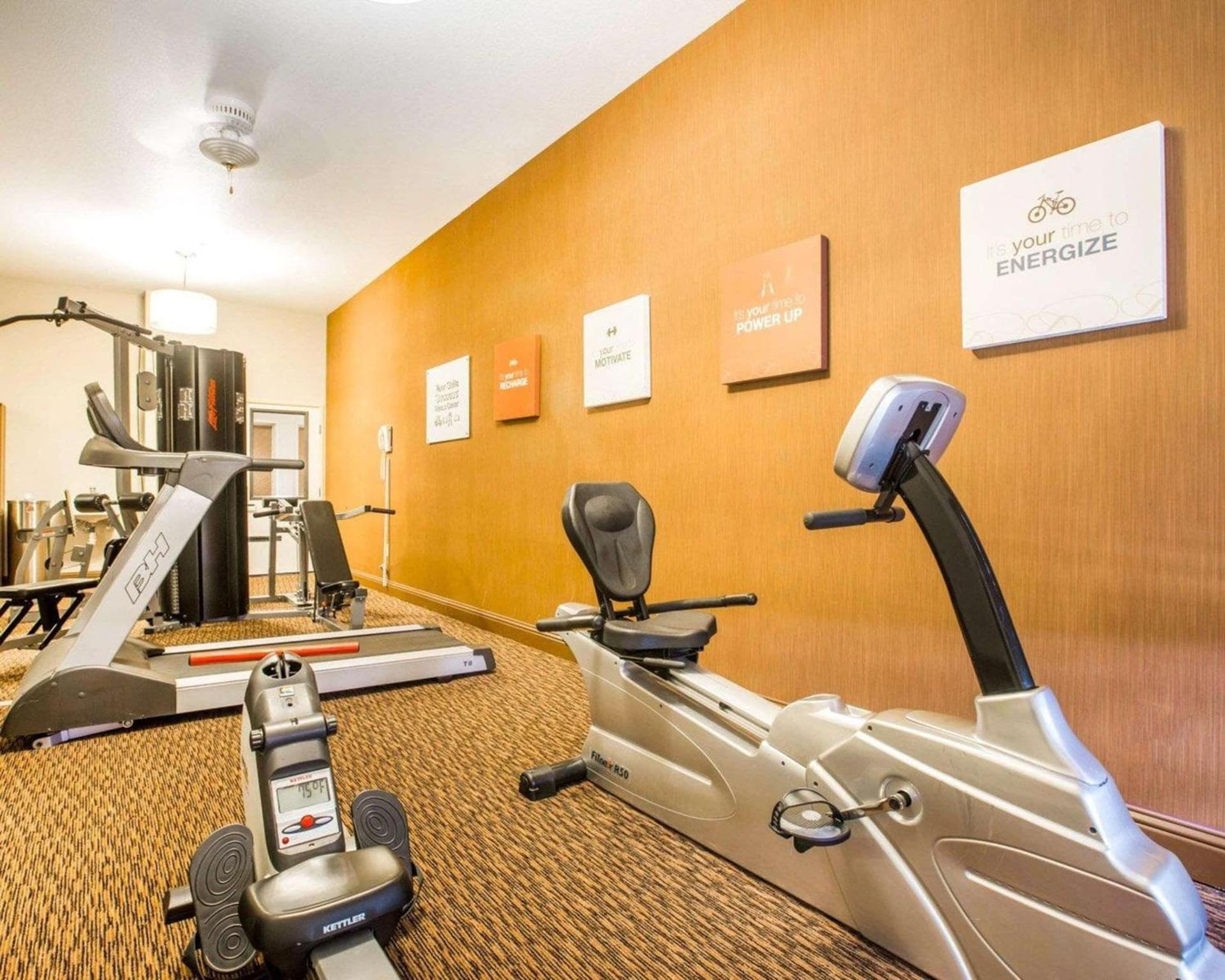 Comfort Suites Clovis - Fresno gallery photo in Clovis, CA — image 10
