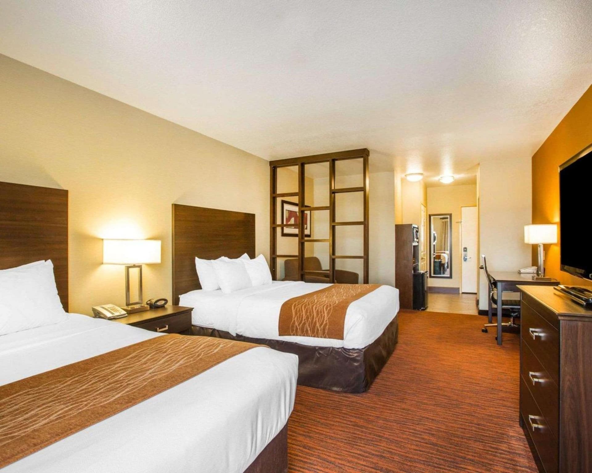 Comfort Suites Clovis - Fresno interior in Clovis, CA — gallery photo 2