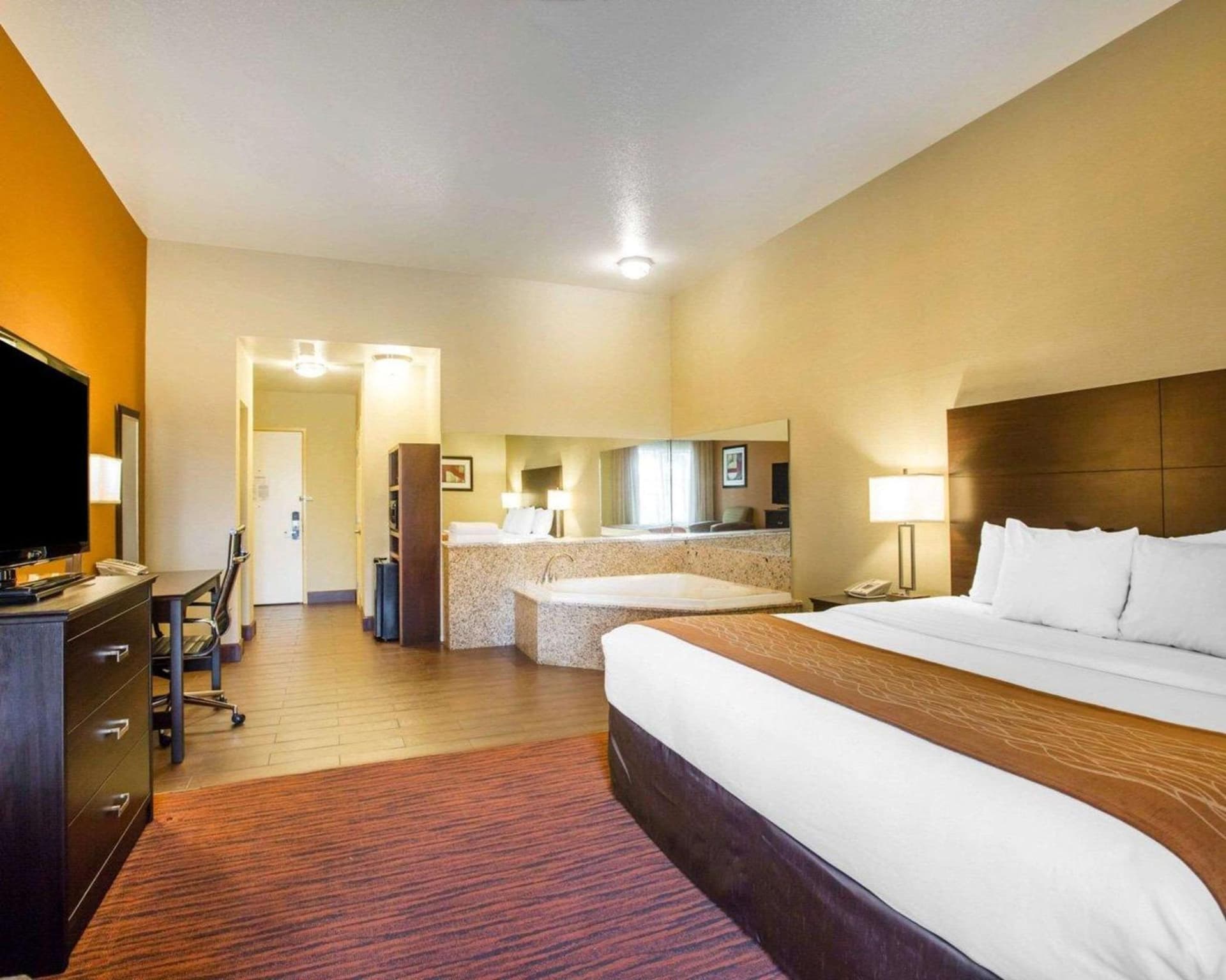 Comfort Suites Clovis - Fresno gallery photo in Clovis, CA — image 25