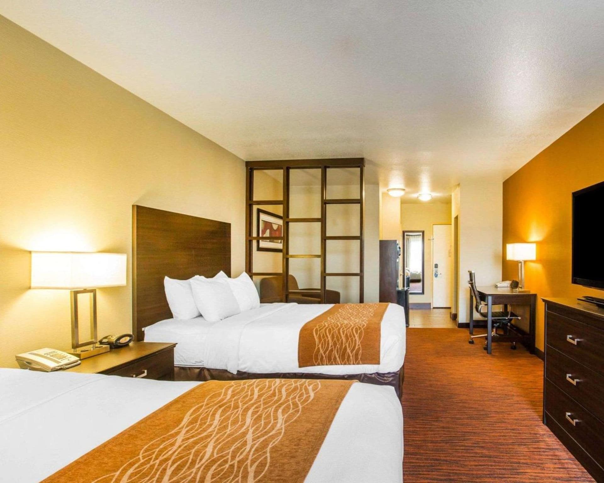 Comfort Suites Clovis - Fresno property views in Clovis, CA — gallery photo 3