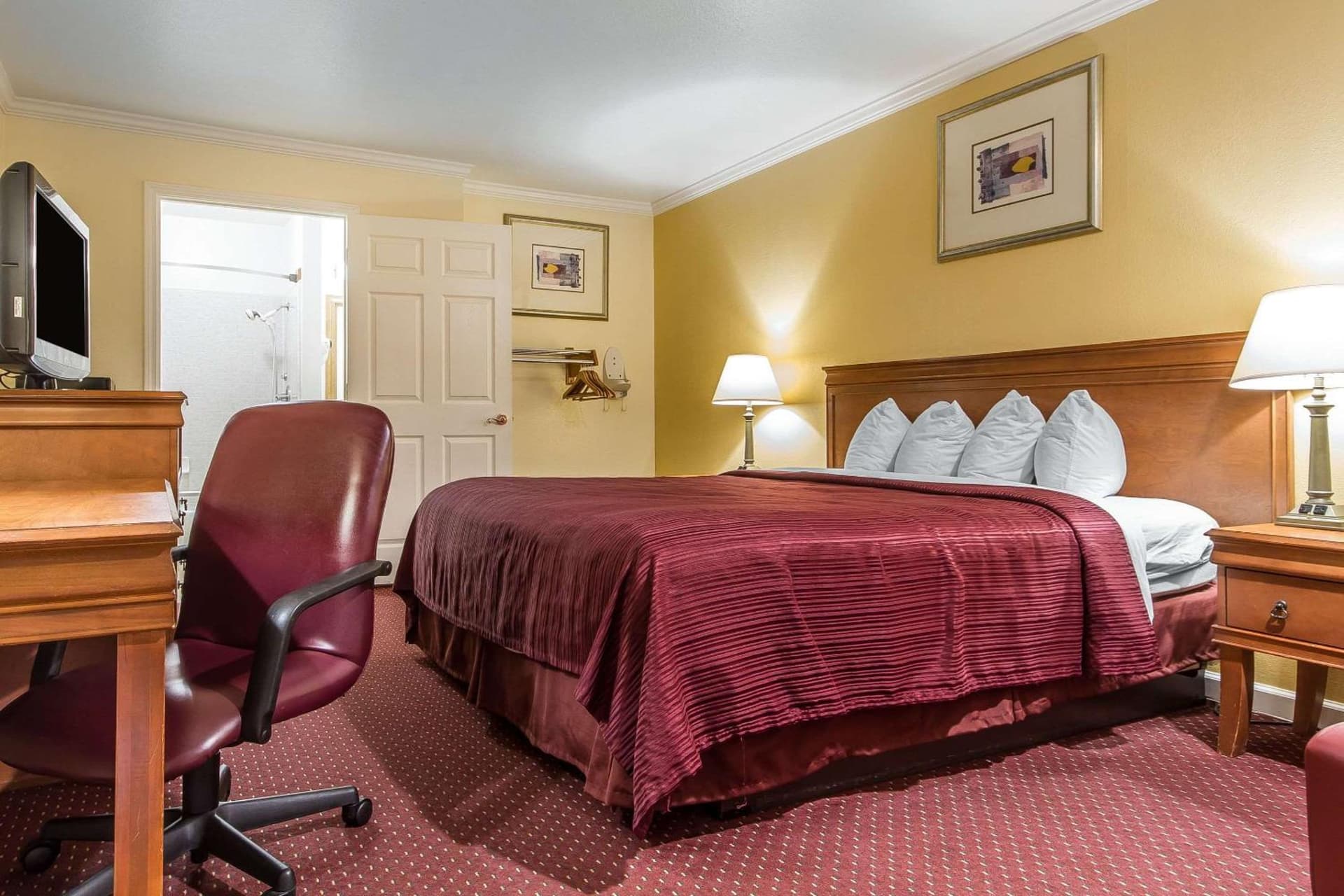 Quality Inn & Suites Gilroy gallery photo in Gilroy, CA — image 9