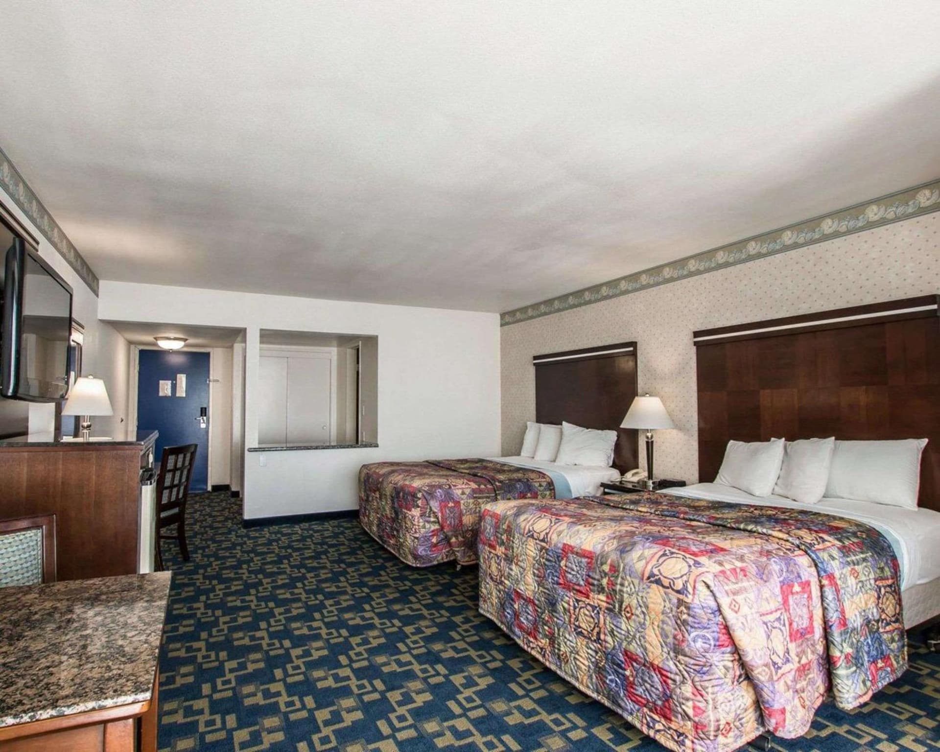 Oceanside, CA – Marina / Camp Pendleton interior in Oceanside, CA — gallery photo 2