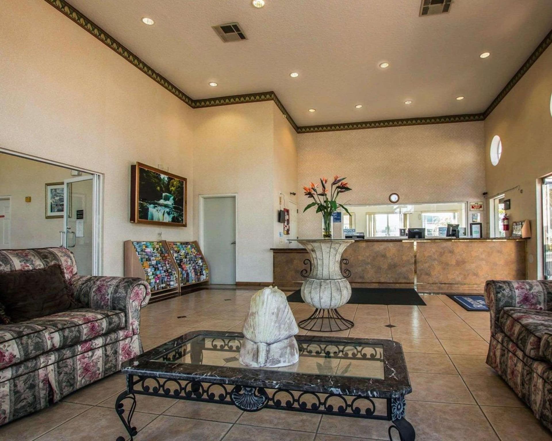 Oceanside, CA – Marina / Camp Pendleton interior in Oceanside, CA — gallery photo 2
