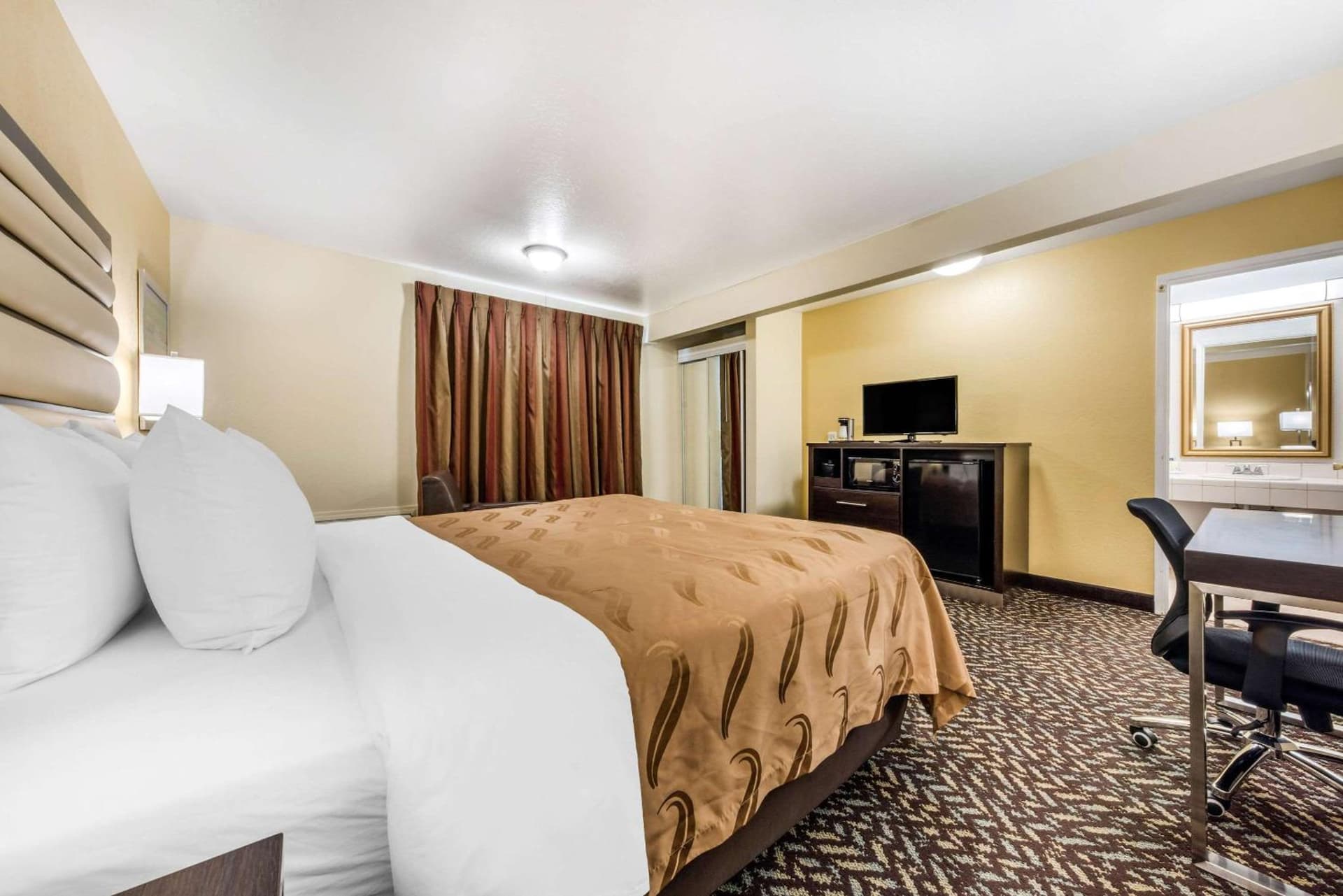 Quality Inn & Suites Capitola By the Sea gallery photo in Capitola, CA — image 7