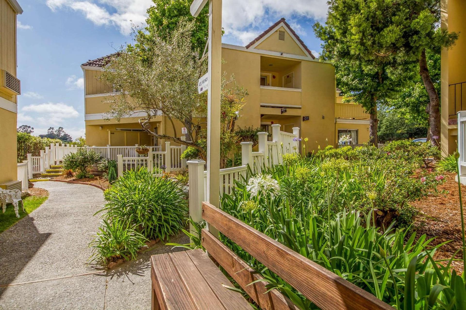 Quality Inn & Suites Capitola By the Sea property views in Capitola, CA — gallery photo 3