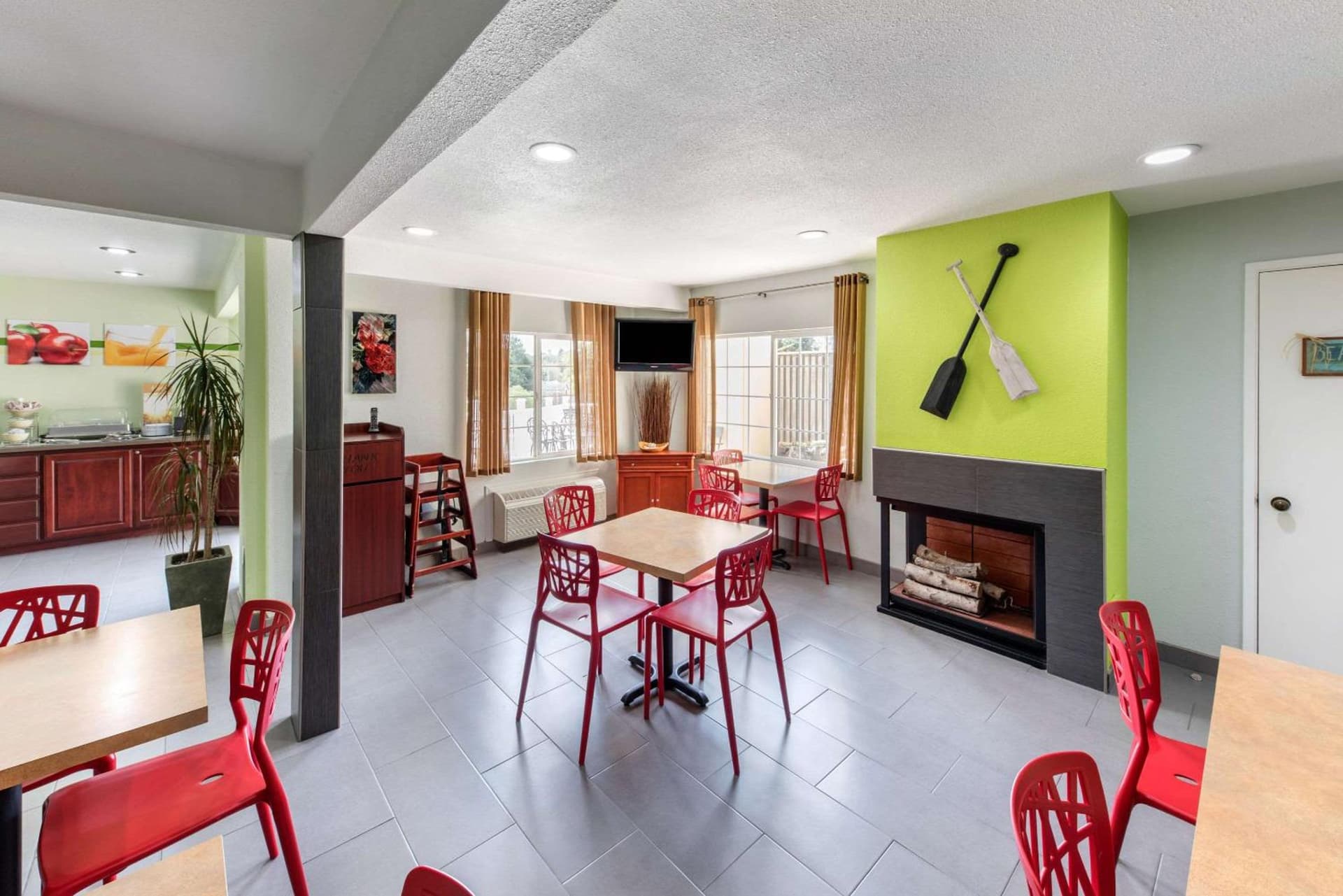 Quality Inn & Suites Capitola By the Sea gallery photo in Capitola, CA — image 20