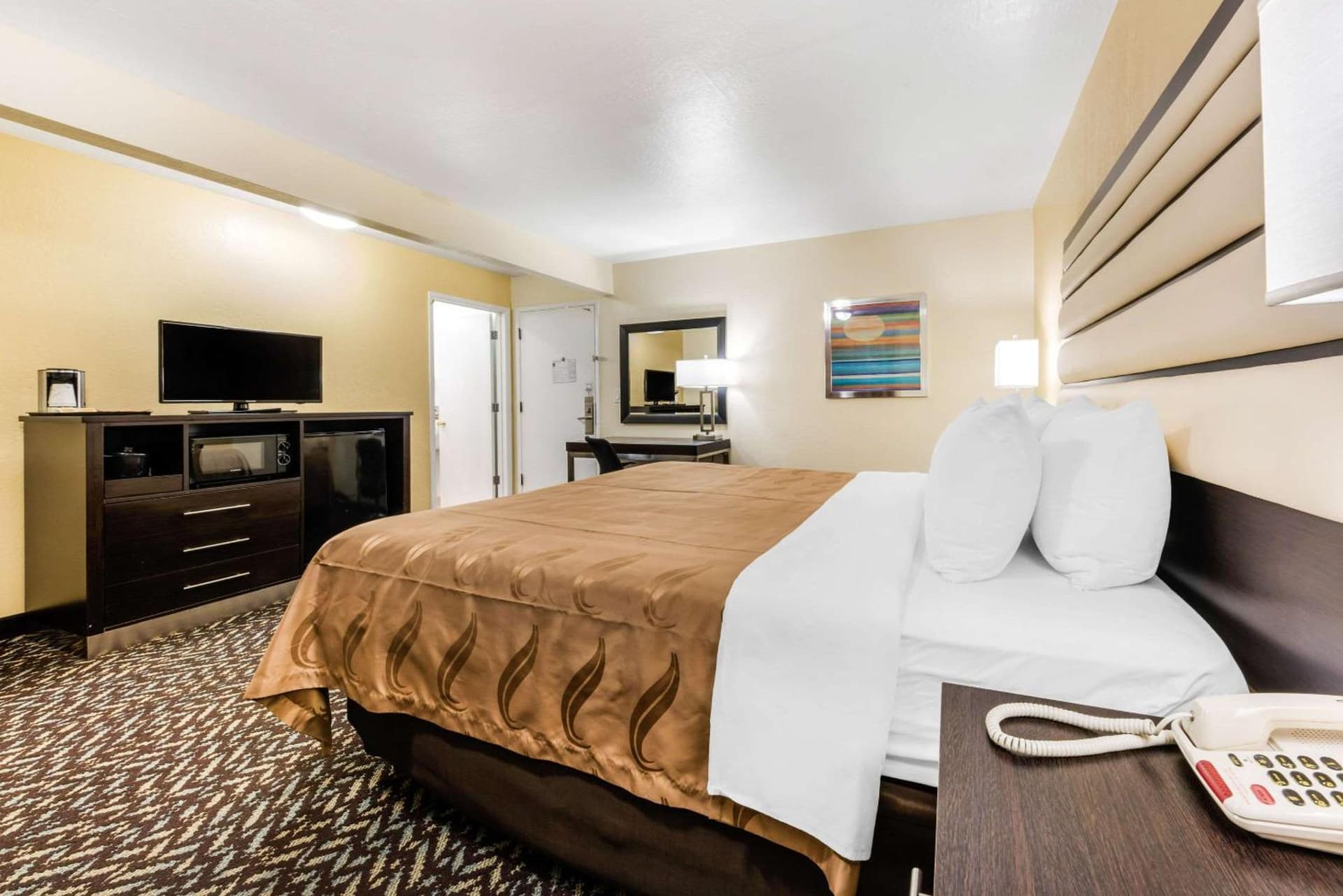 Quality Inn & Suites Capitola By the Sea gallery photo in Capitola, CA — image 30