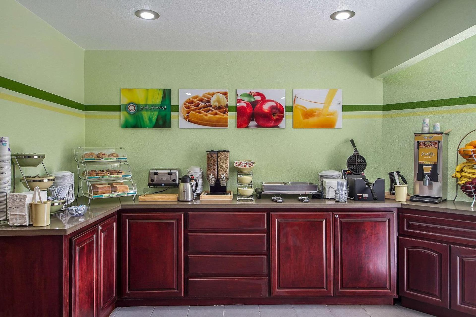 Quality Inn & Suites Capitola By the Sea gallery photo in Capitola, CA — image 22
