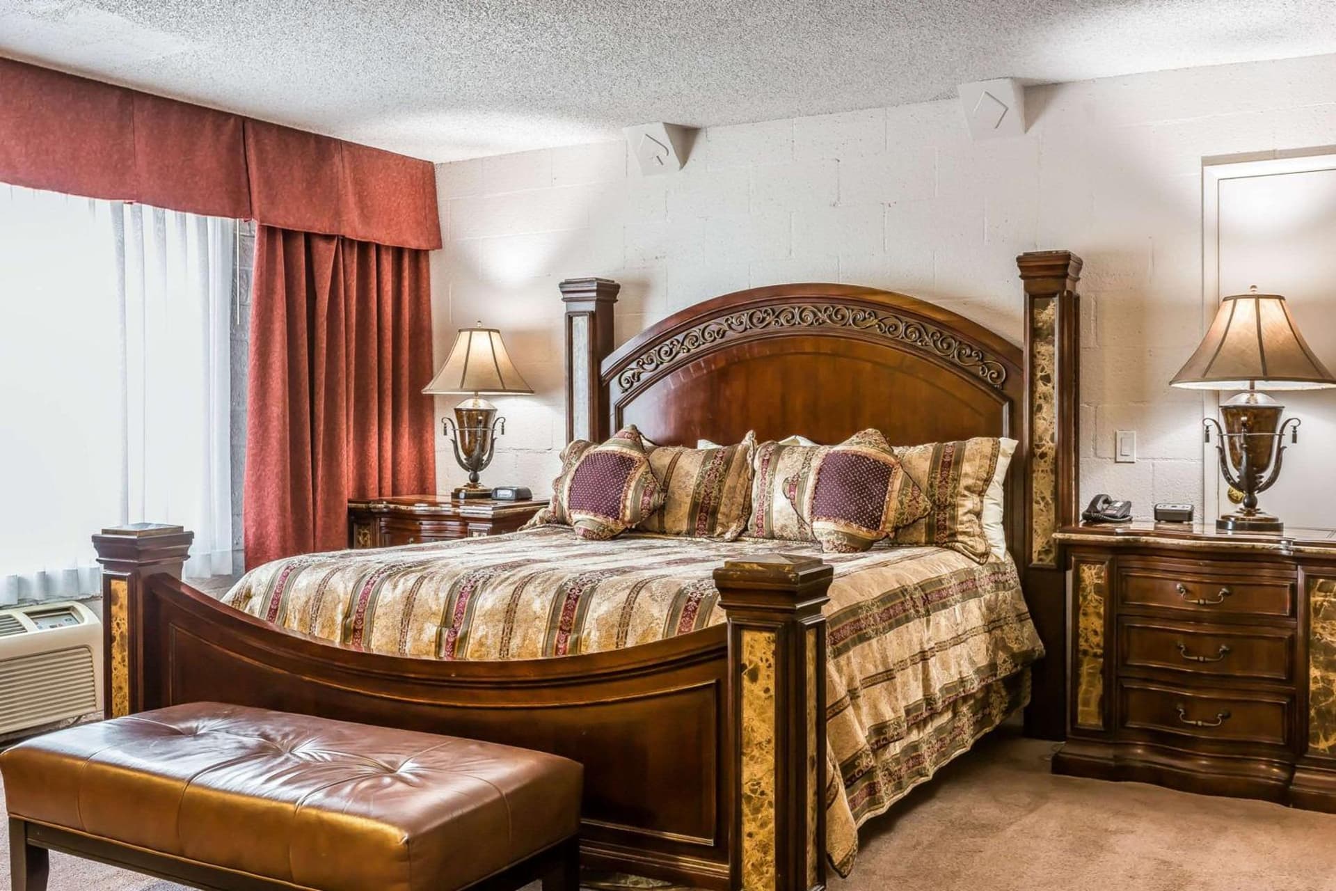 Econo Lodge Lake Elsinore Casino gallery photo in Lake Elsinore, CA — image 21