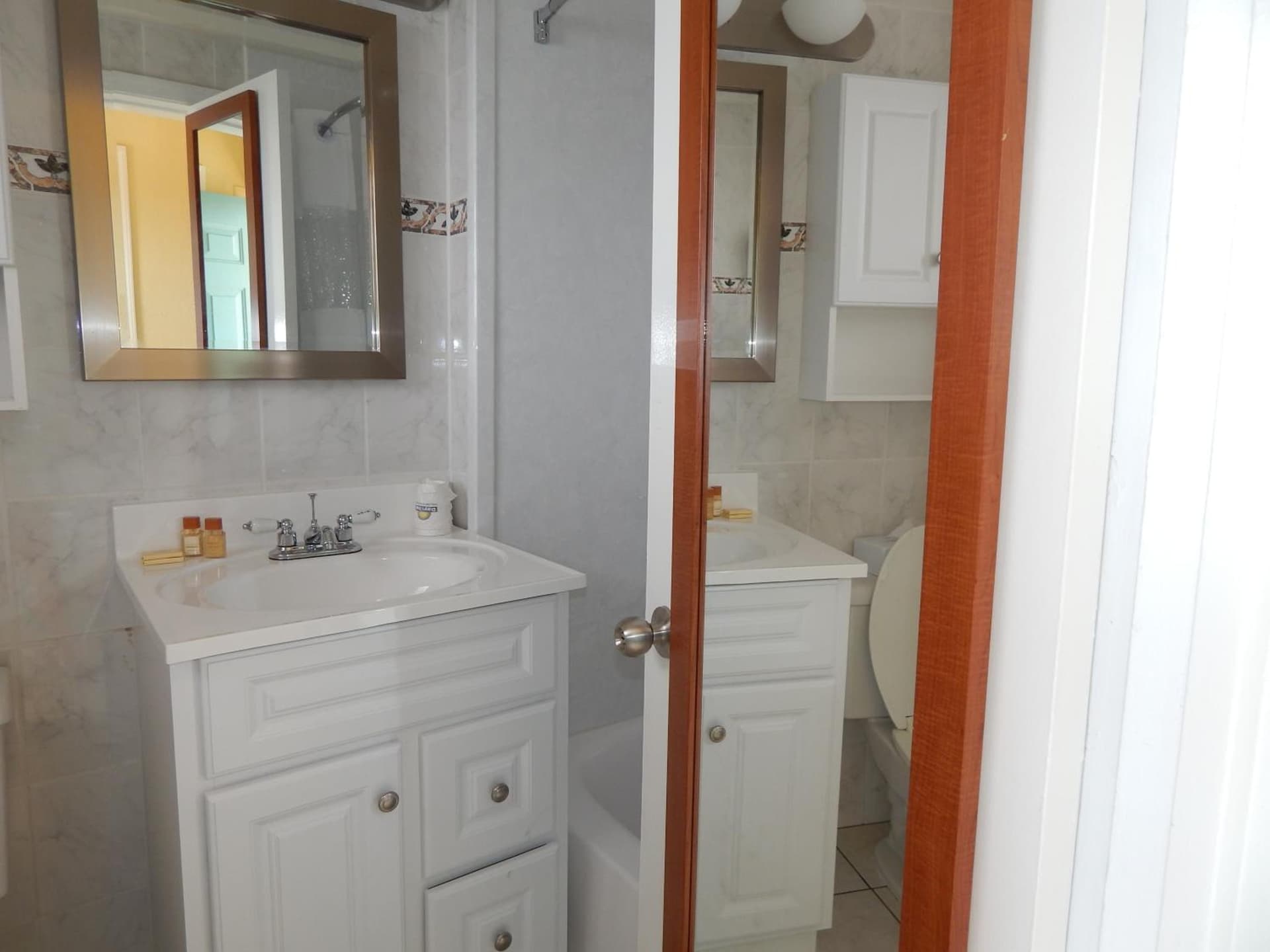 Days Inn by Wyndham Ocean City Oceanfront gallery photo in Ocean City, MD — image 53