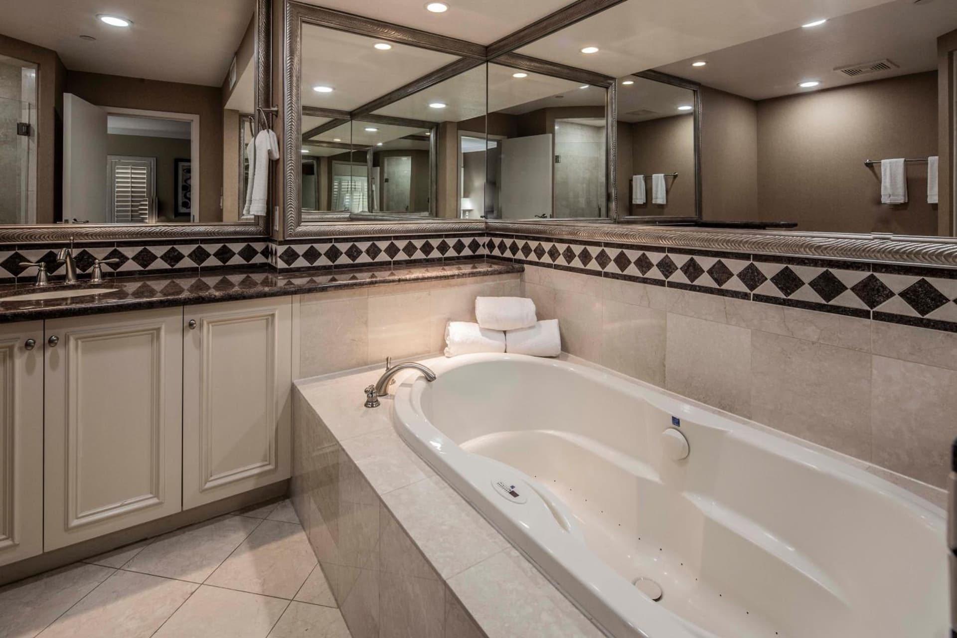Best Western Plus Casino Royale - Center Strip gallery photo in Las Vegas, NV — image 5