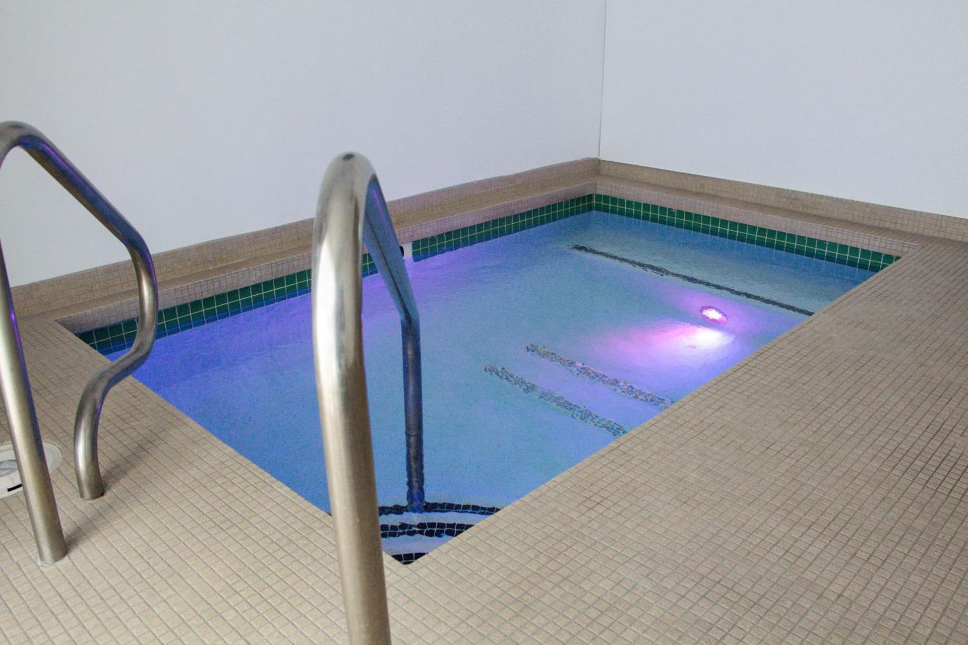 Aqua Soleil Hotel and Mineral Water Spa gallery photo in Desert Hot Springs, CA — image 73