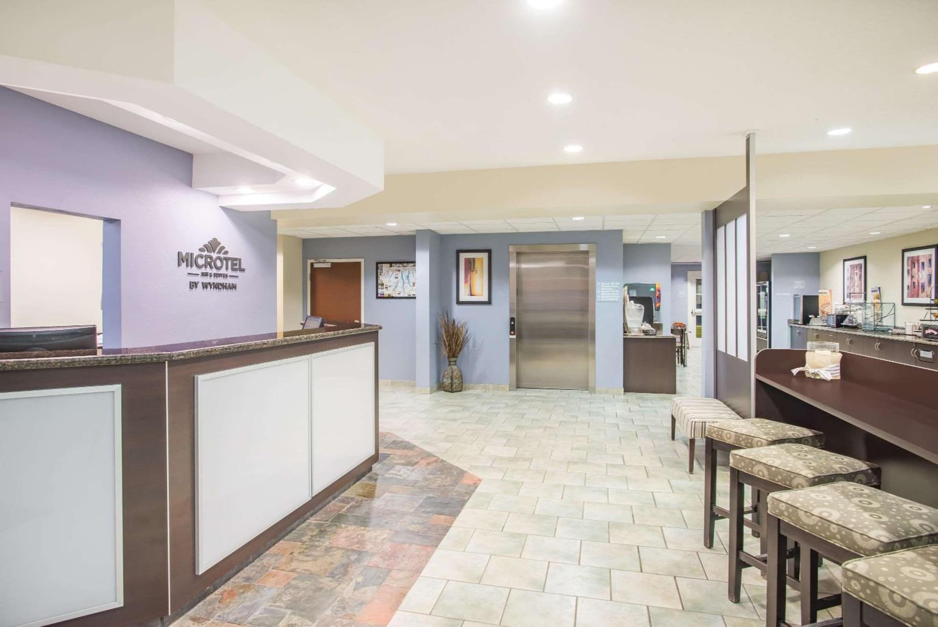 Microtel Inn and Suites by Wyndham - Geneva interior in Geneva, NY — gallery photo 2